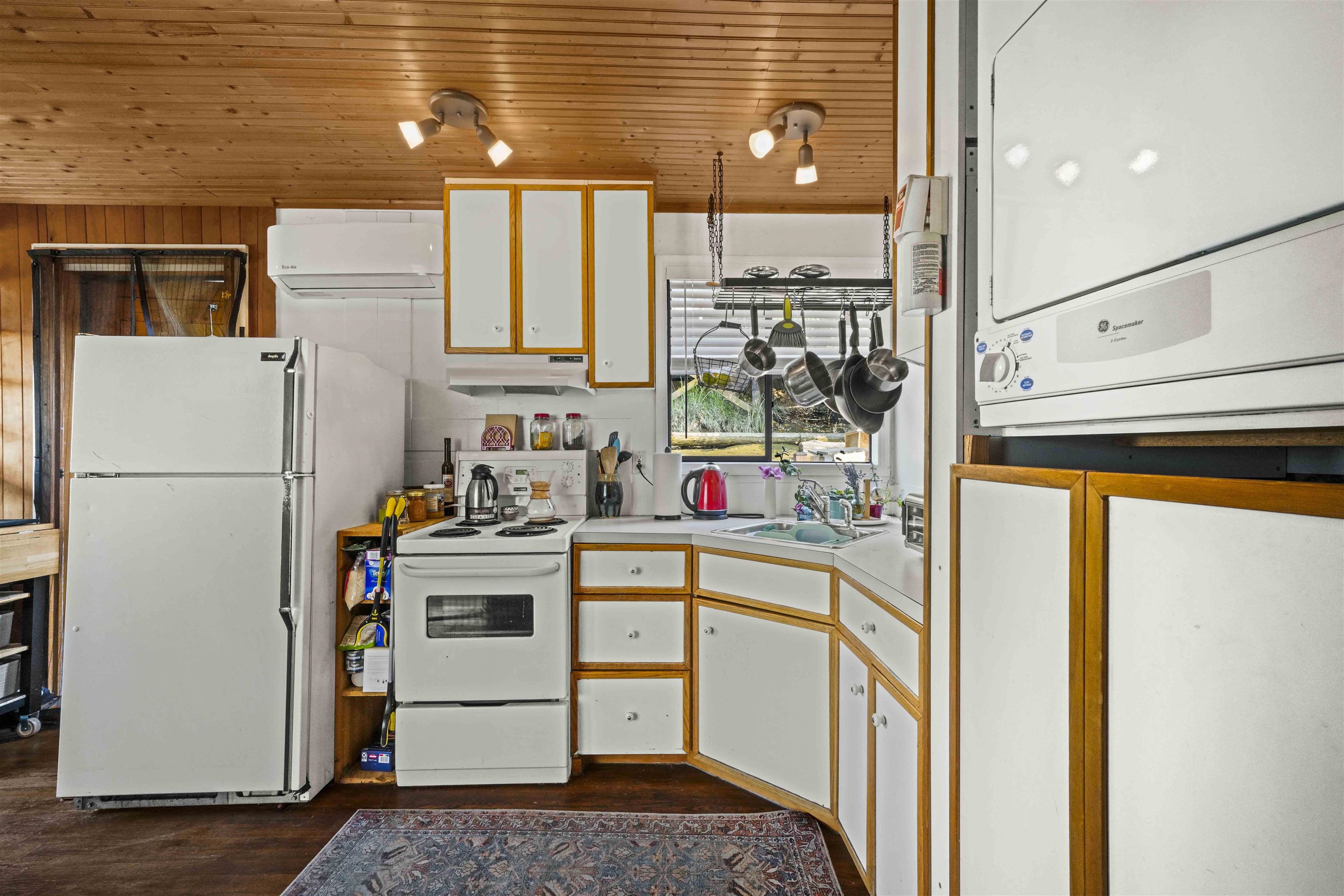 10 23000 DYKE ROAD Unit: 10