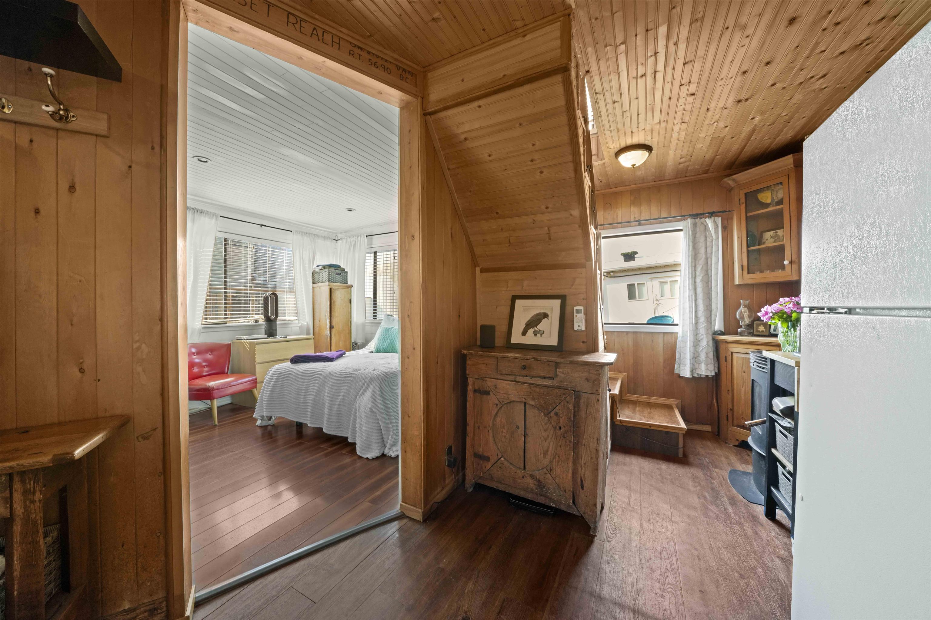 10 23000 DYKE ROAD Unit: 10