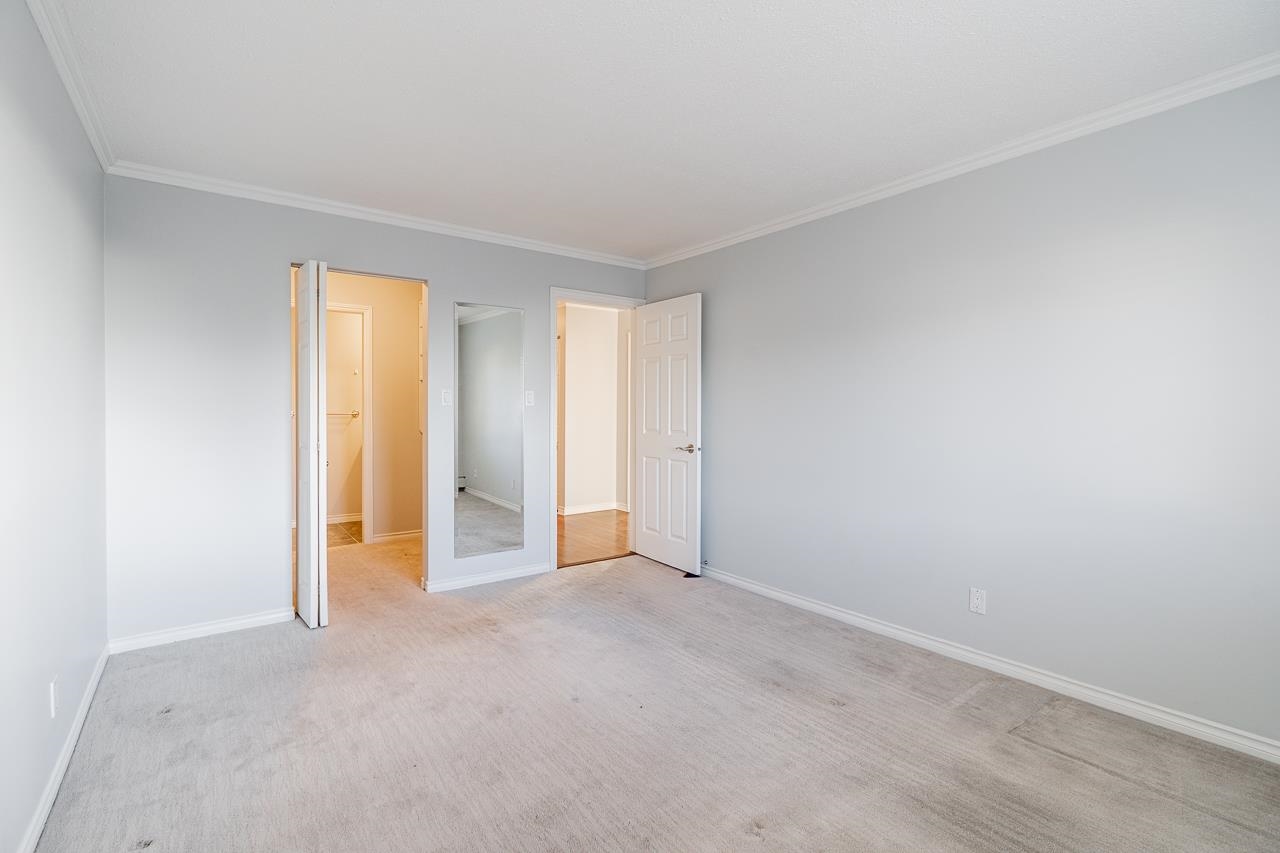 318 3080 LONSDALE AVENUE Unit: 318
