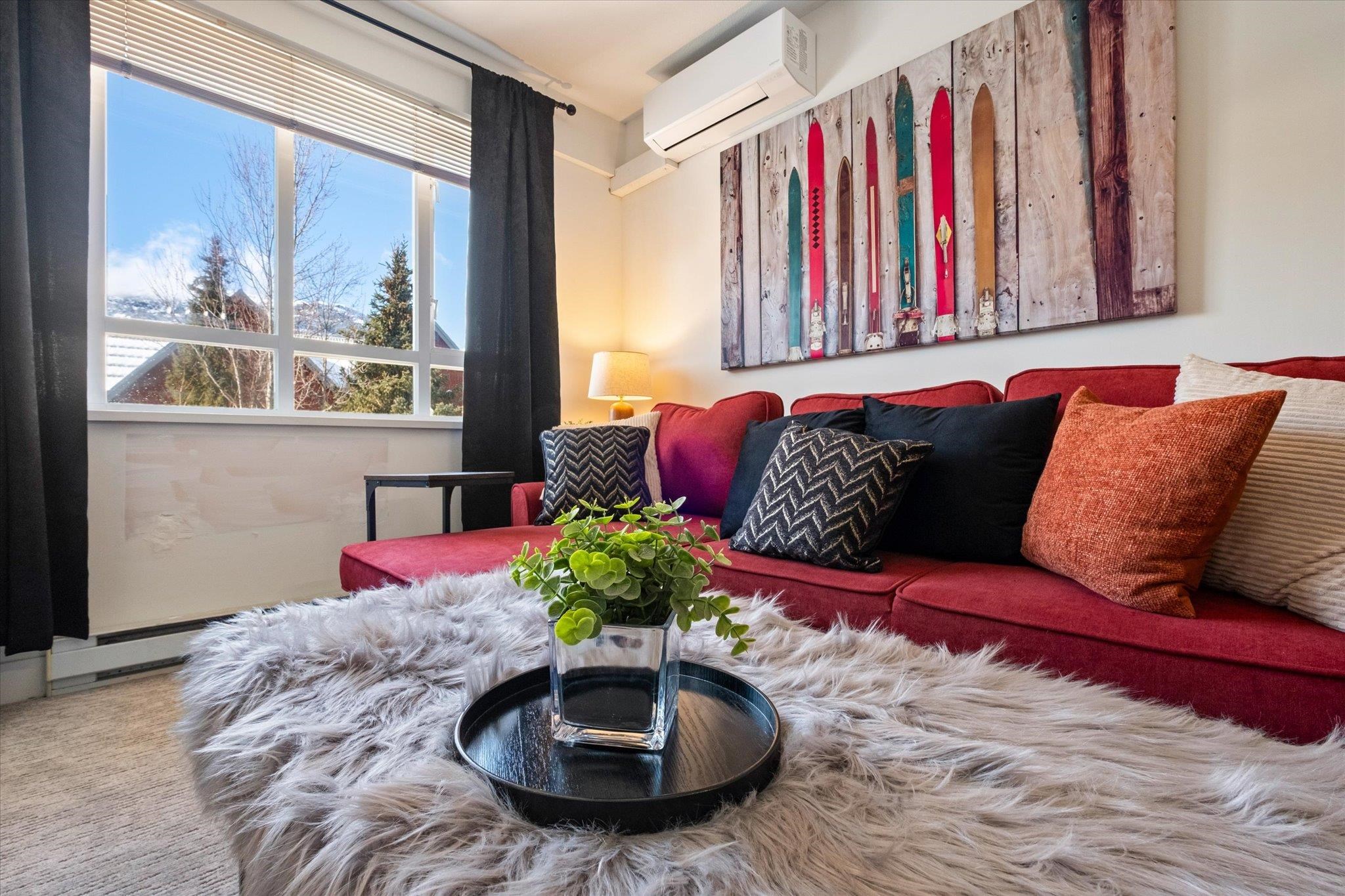 425 4314 MAIN STREET Unit: 425