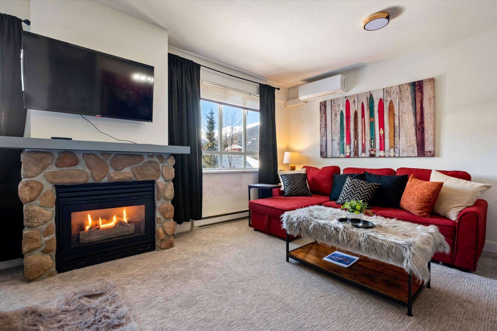 425 4314 MAIN STREET Unit: 425