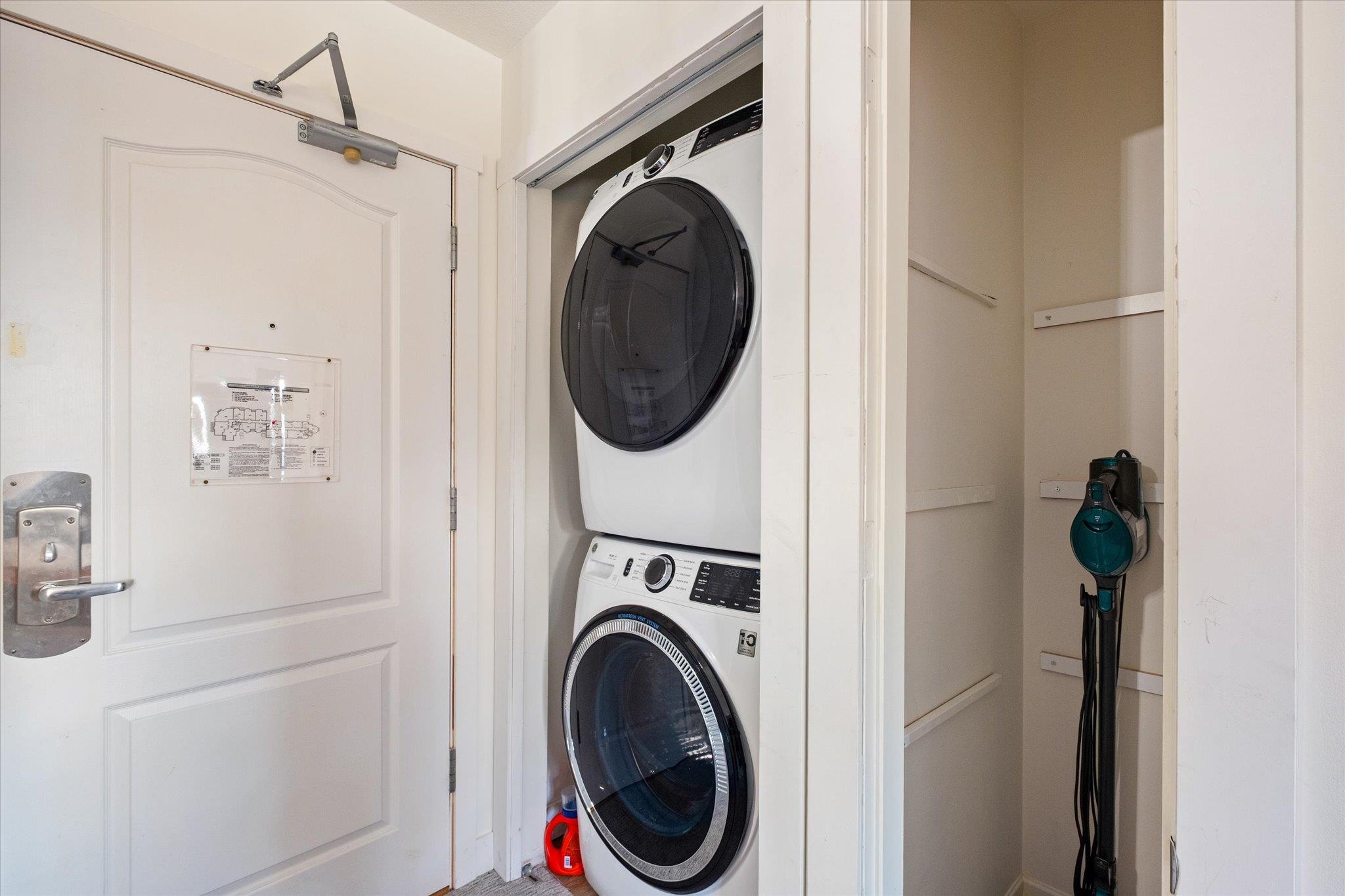 425 4314 MAIN STREET Unit: 425