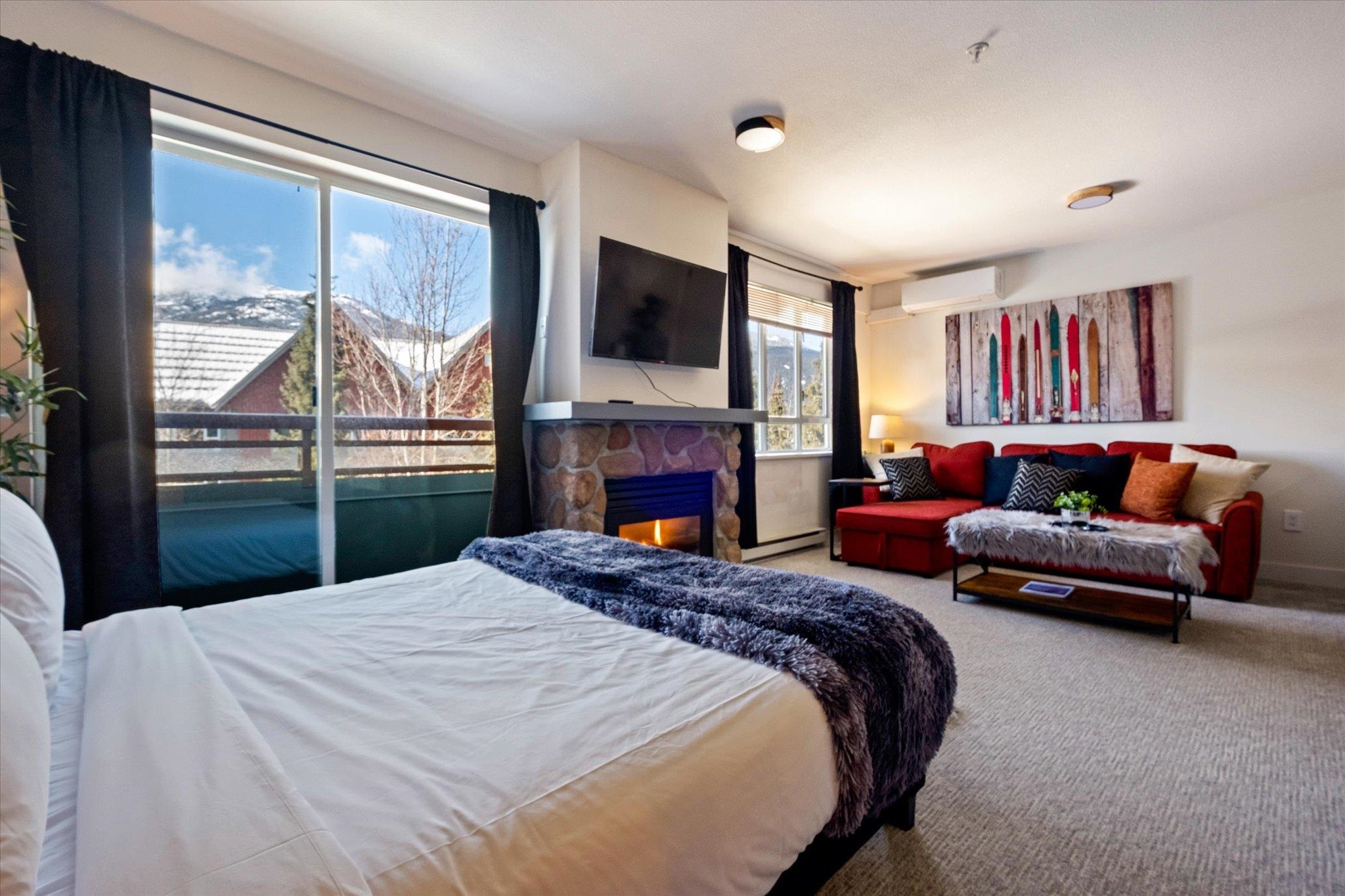 425 4314 MAIN STREET Unit: 425