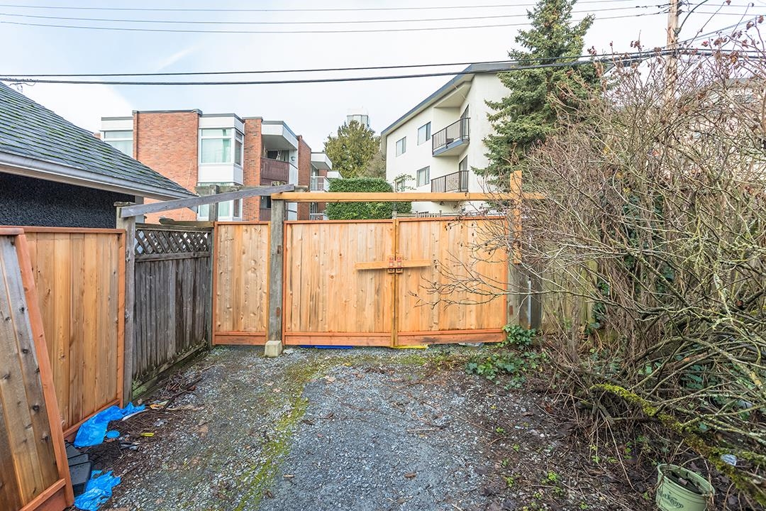2155 W 45TH AVENUE