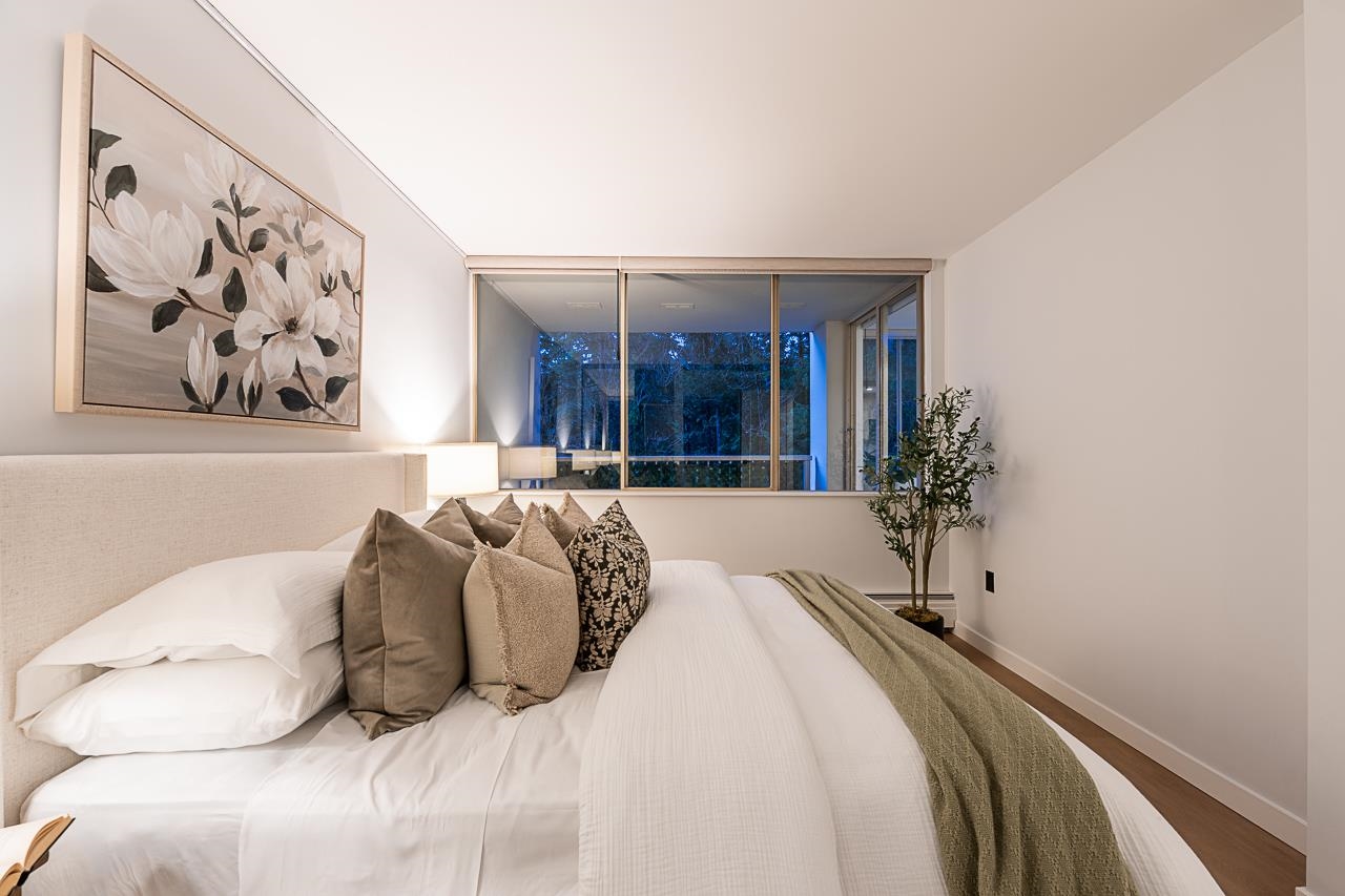 608 2004 FULLERTON AVENUE Unit: 608