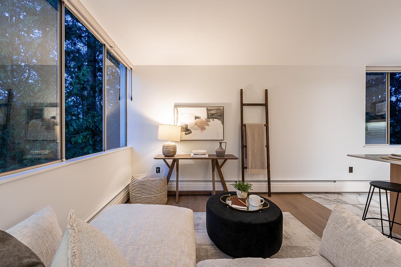 608 2004 FULLERTON AVENUE Unit: 608