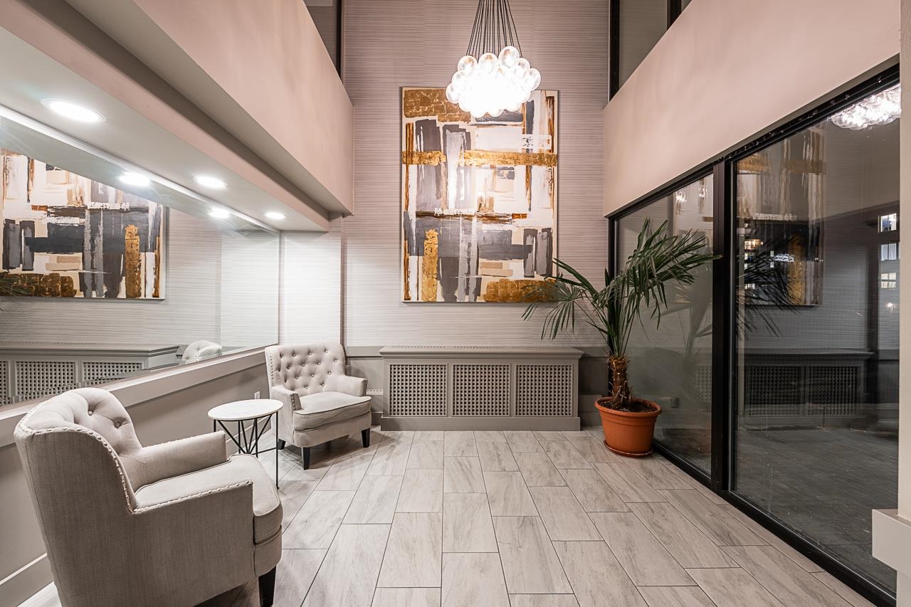 608 2004 FULLERTON AVENUE Unit: 608