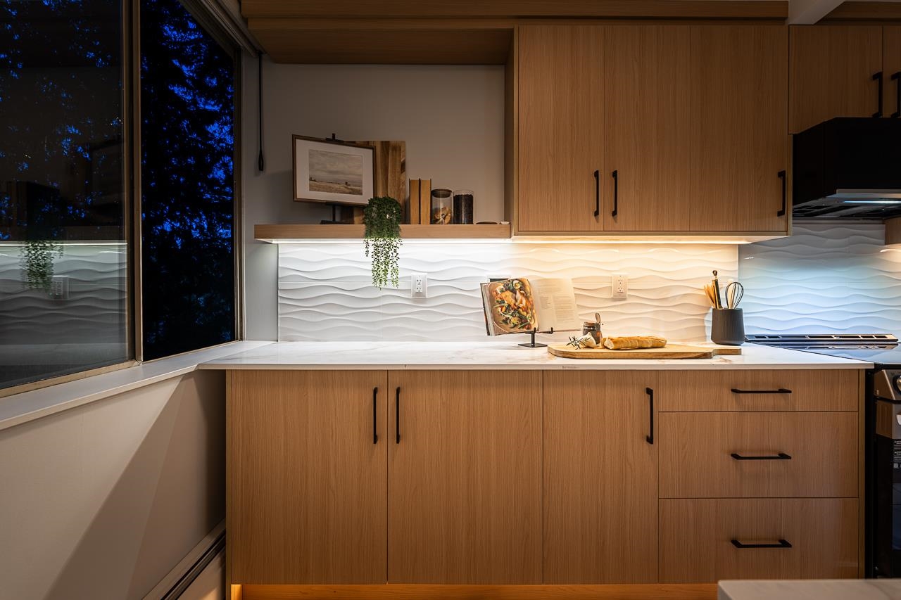 608 2004 FULLERTON AVENUE Unit: 608