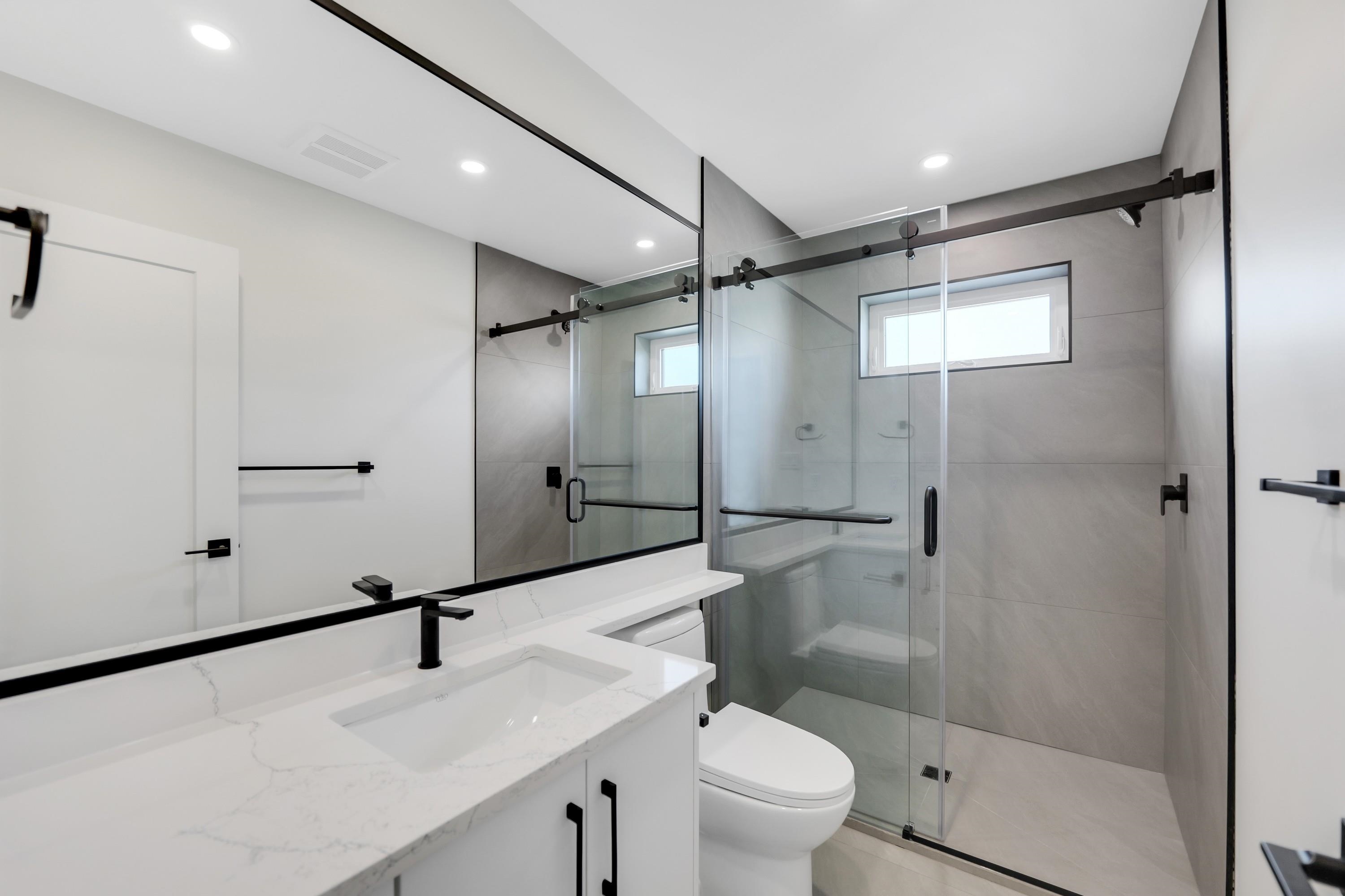 1002 PHARE CRESCENT