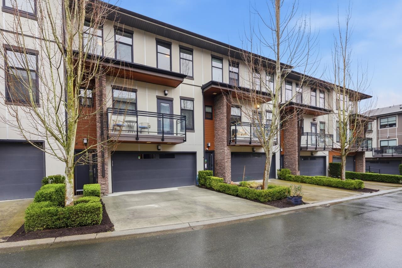 8 2687 158 STREET Unit: 8