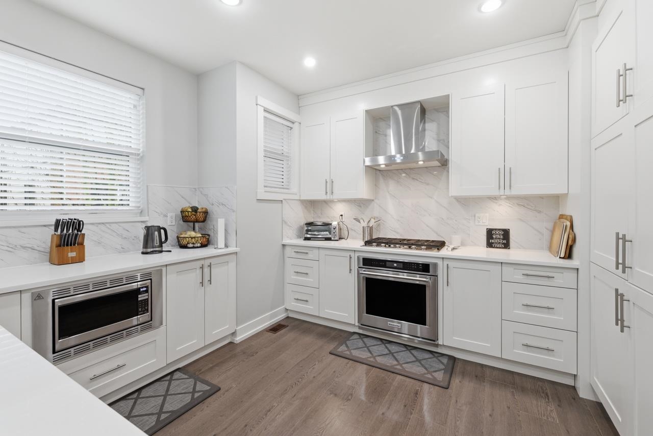 8 2687 158 STREET Unit: 8