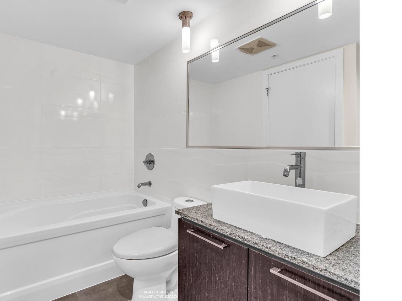 2201 2980 ATLANTIC AVENUE Unit: 2201