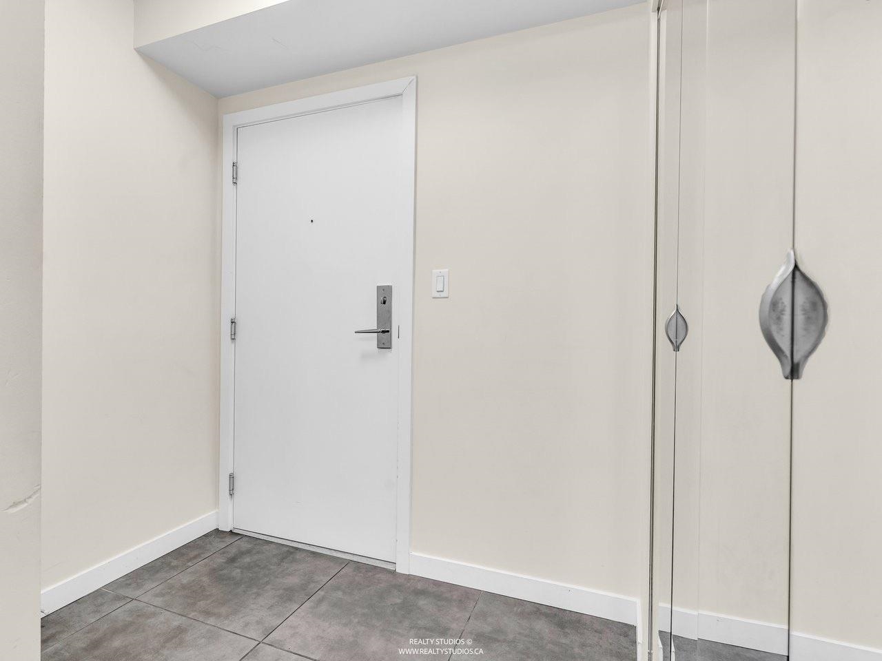 2201 2980 ATLANTIC AVENUE Unit: 2201
