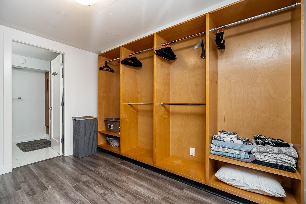 212 1238 SEYMOUR STREET Unit: 212
