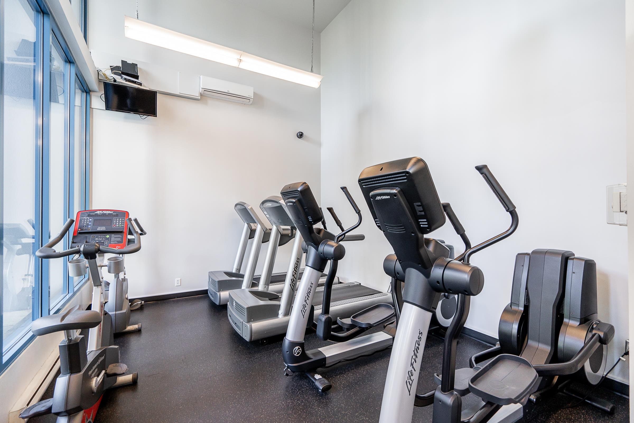 212 1238 SEYMOUR STREET Unit: 212