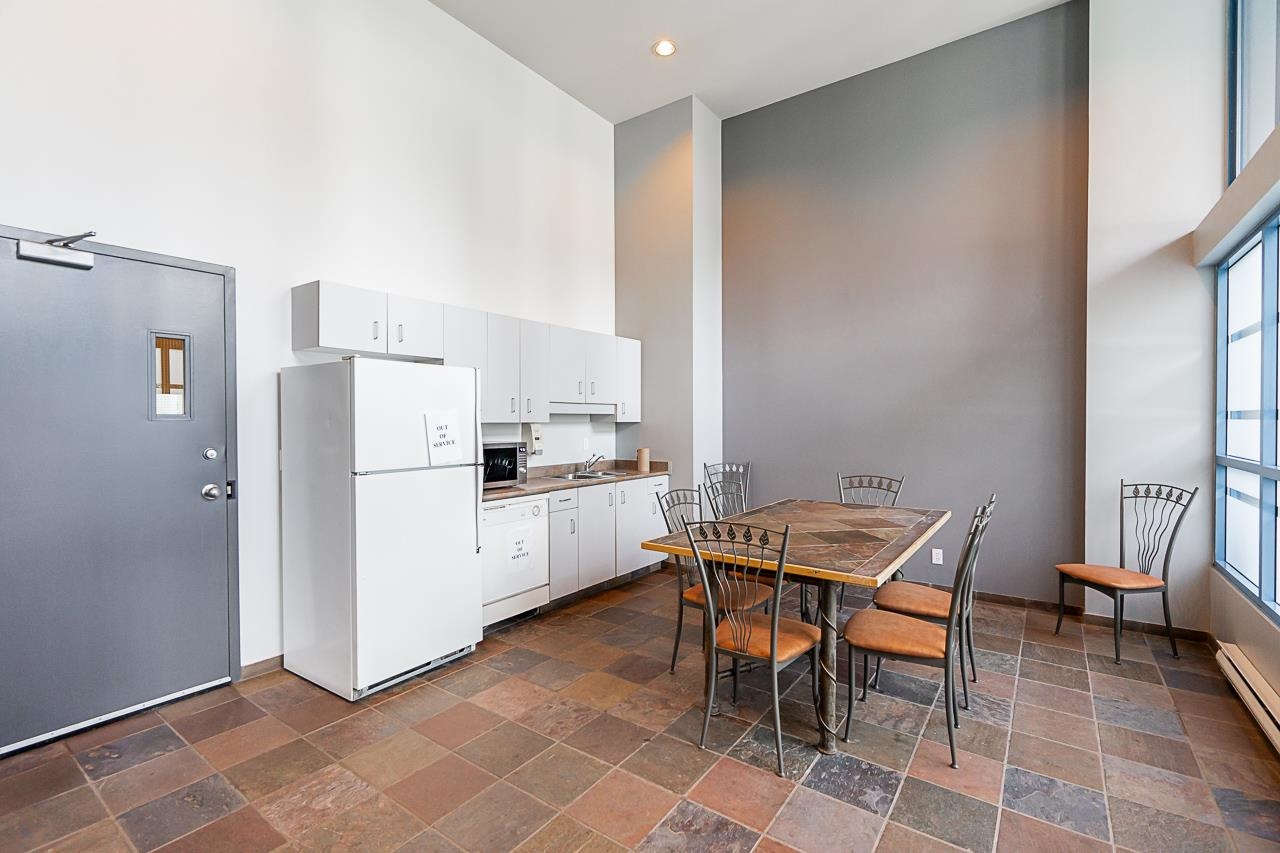 212 1238 SEYMOUR STREET Unit: 212