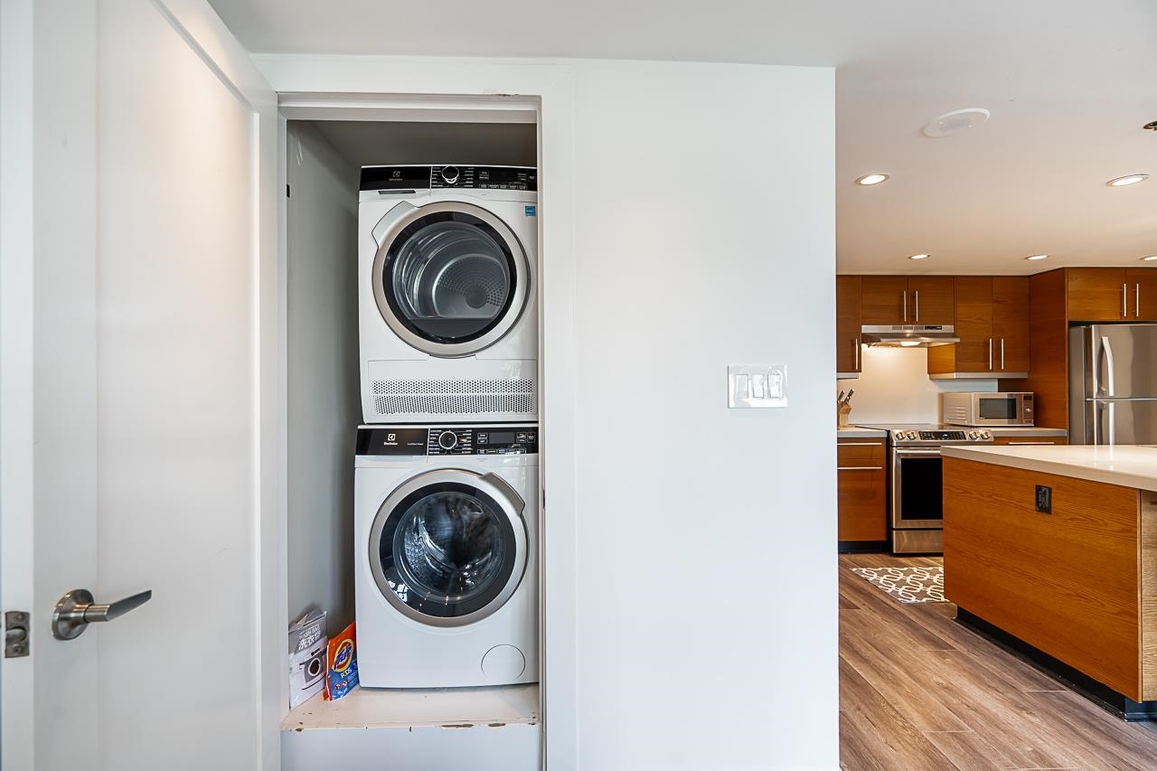 212 1238 SEYMOUR STREET Unit: 212