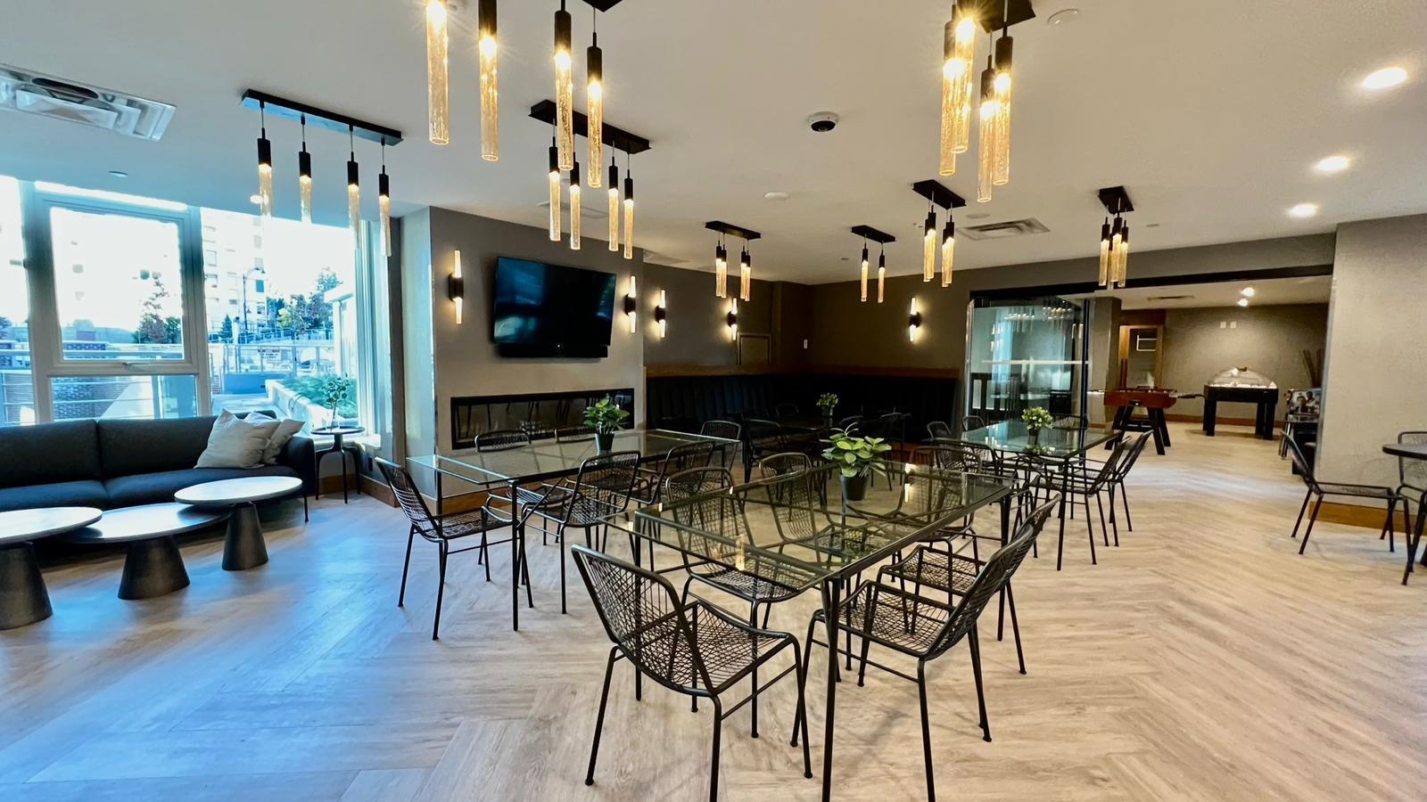 1805 305 MORRISSEY ROAD Unit: 1805