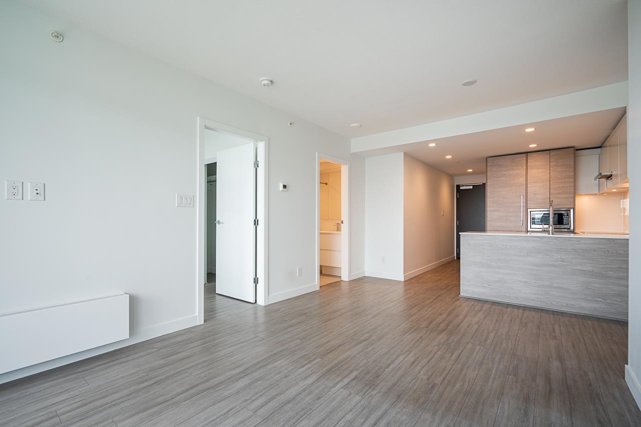 302 13615 FRASER HIGHWAY Unit: 302