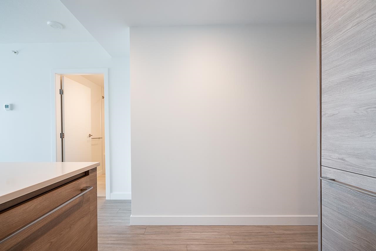 302 13615 FRASER HIGHWAY Unit: 302