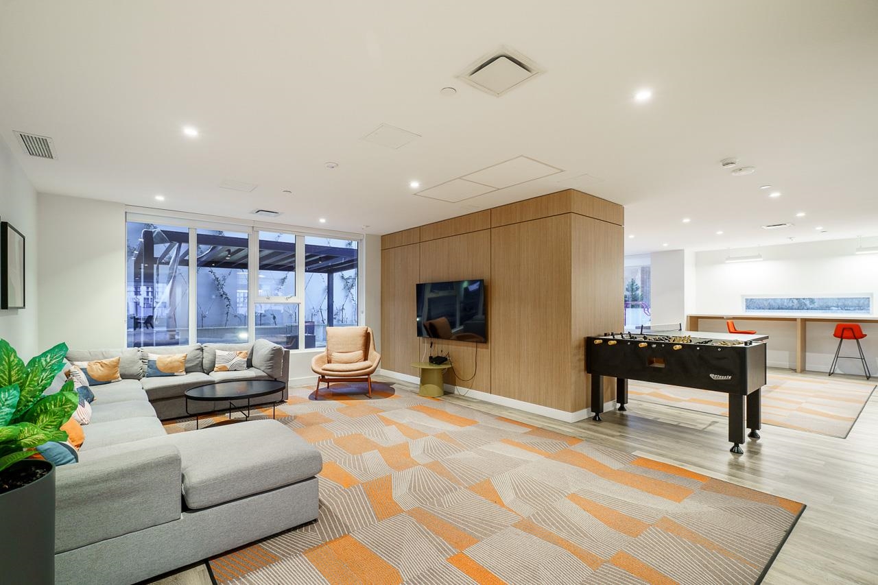 302 13615 FRASER HIGHWAY Unit: 302