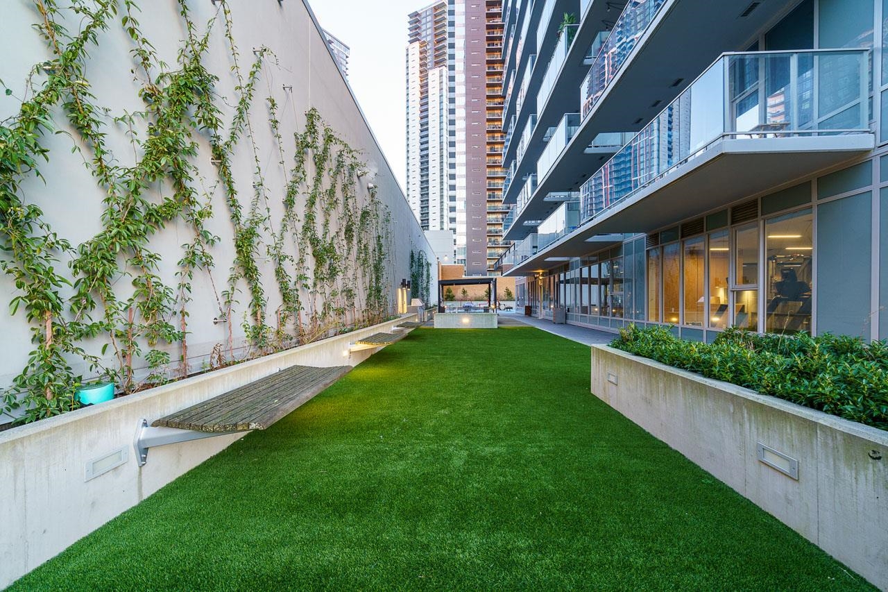 302 13615 FRASER HIGHWAY Unit: 302