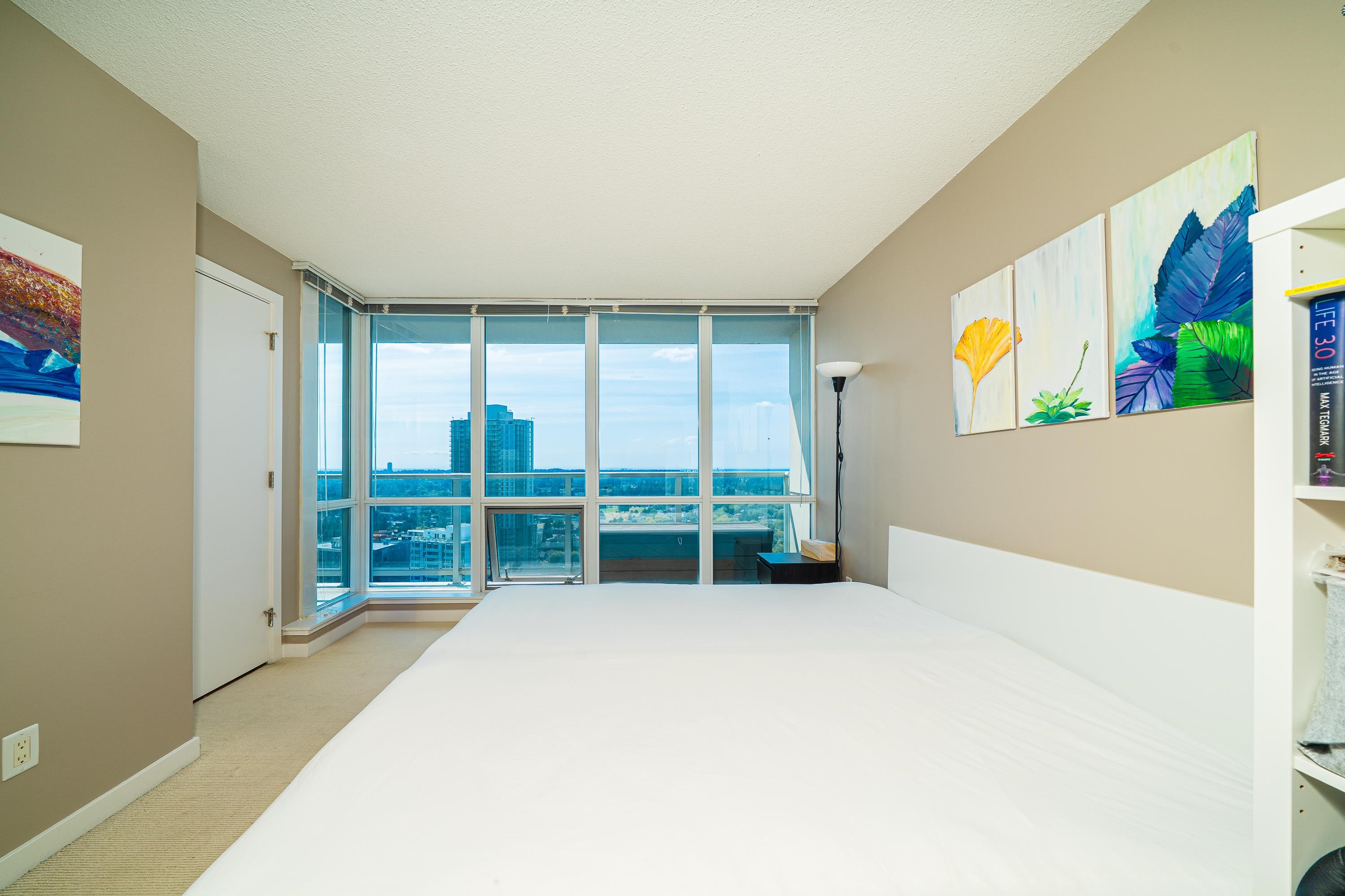 3607 9981 WHALLEY BOULEVARD Unit: 3607