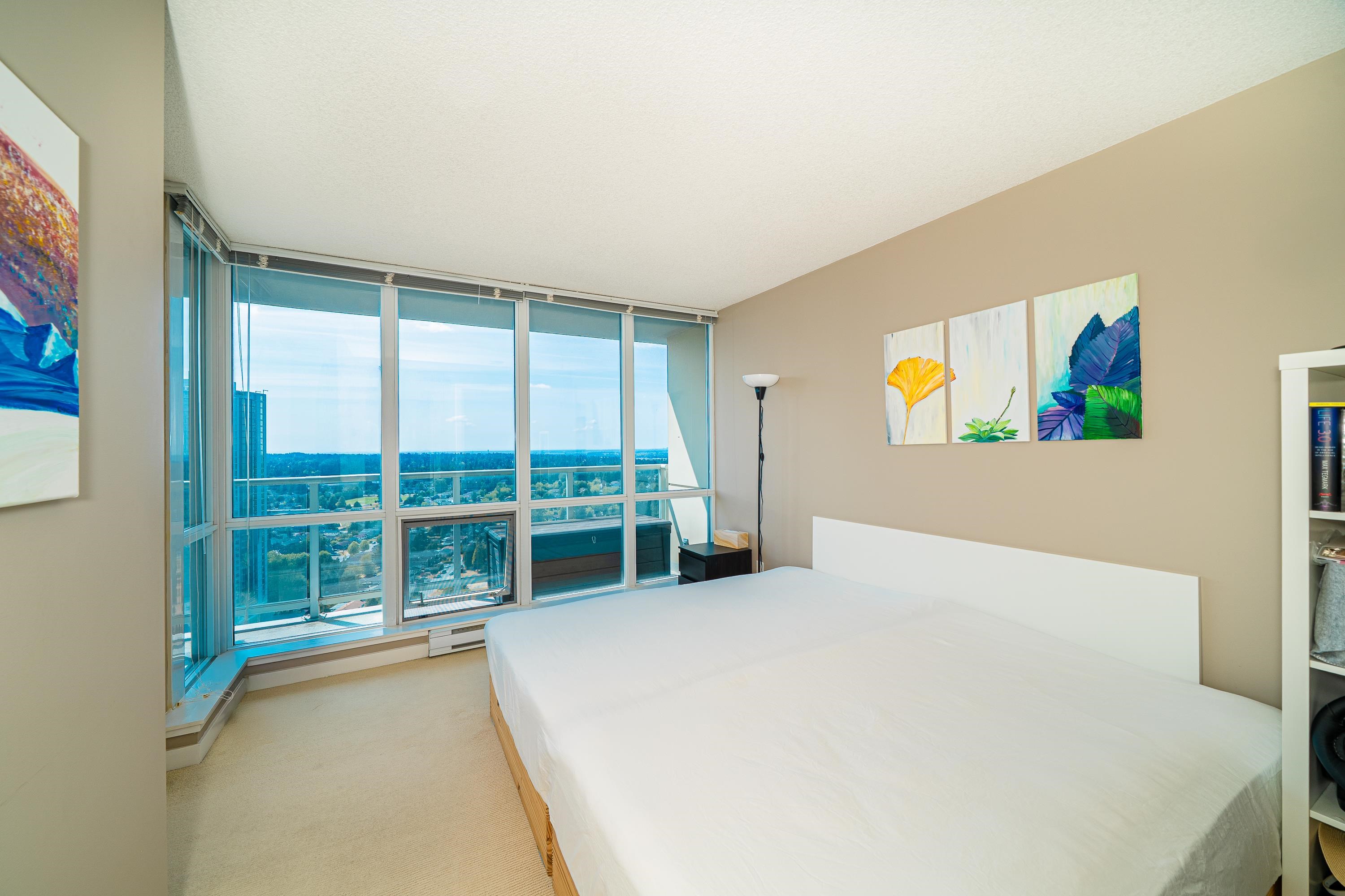 3607 9981 WHALLEY BOULEVARD Unit: 3607