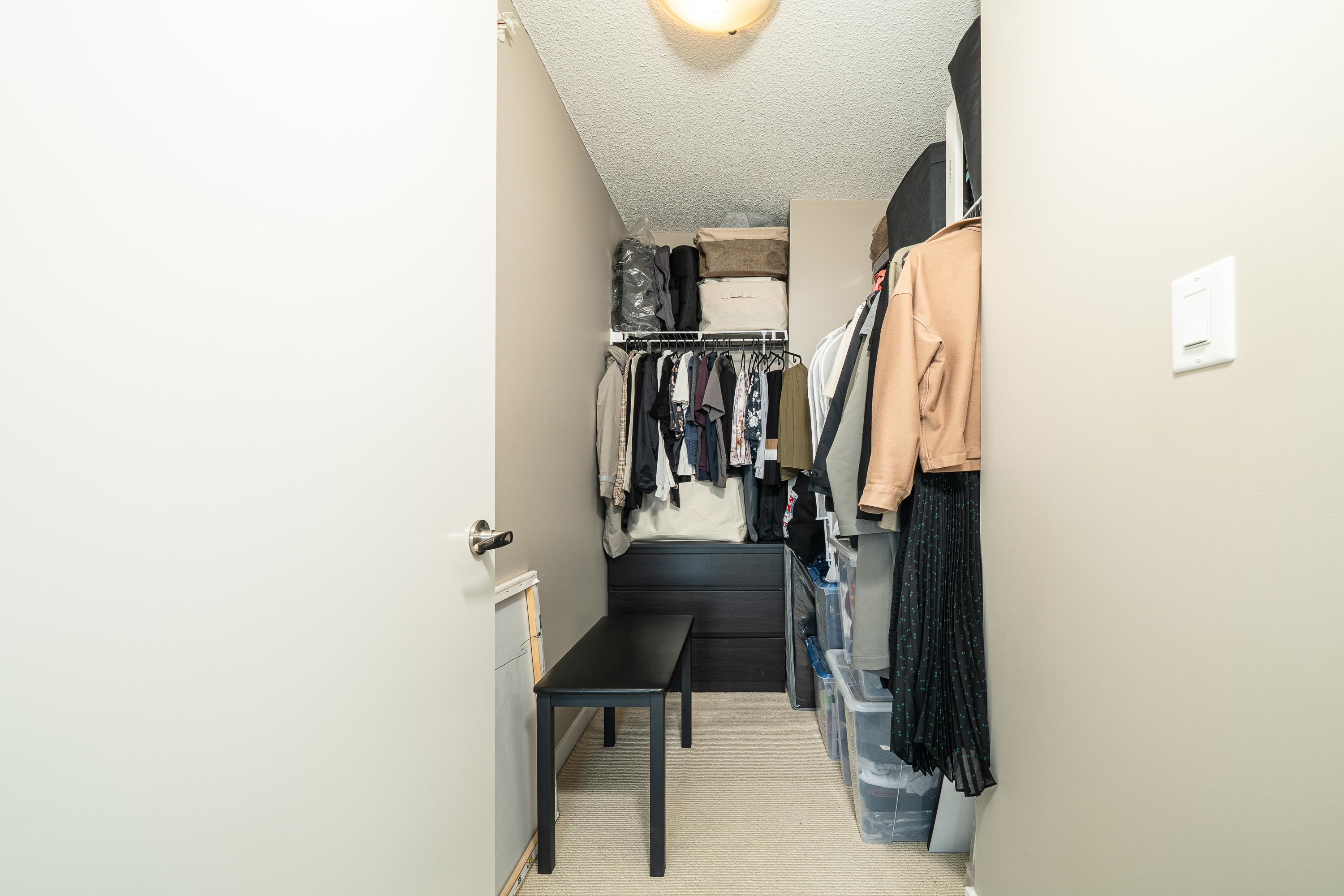 3607 9981 WHALLEY BOULEVARD Unit: 3607