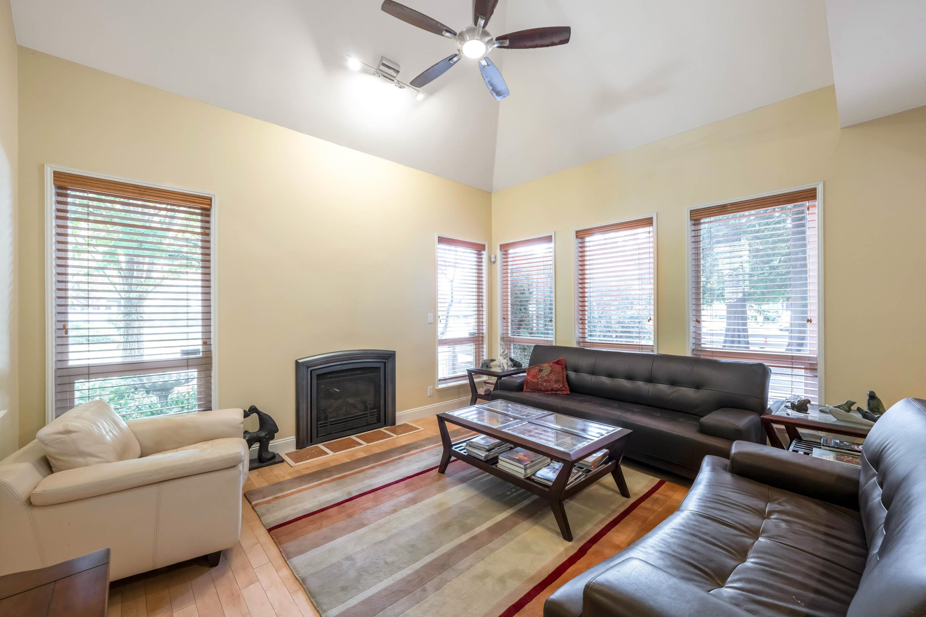 8 15055 20TH AVENUE Unit: 8