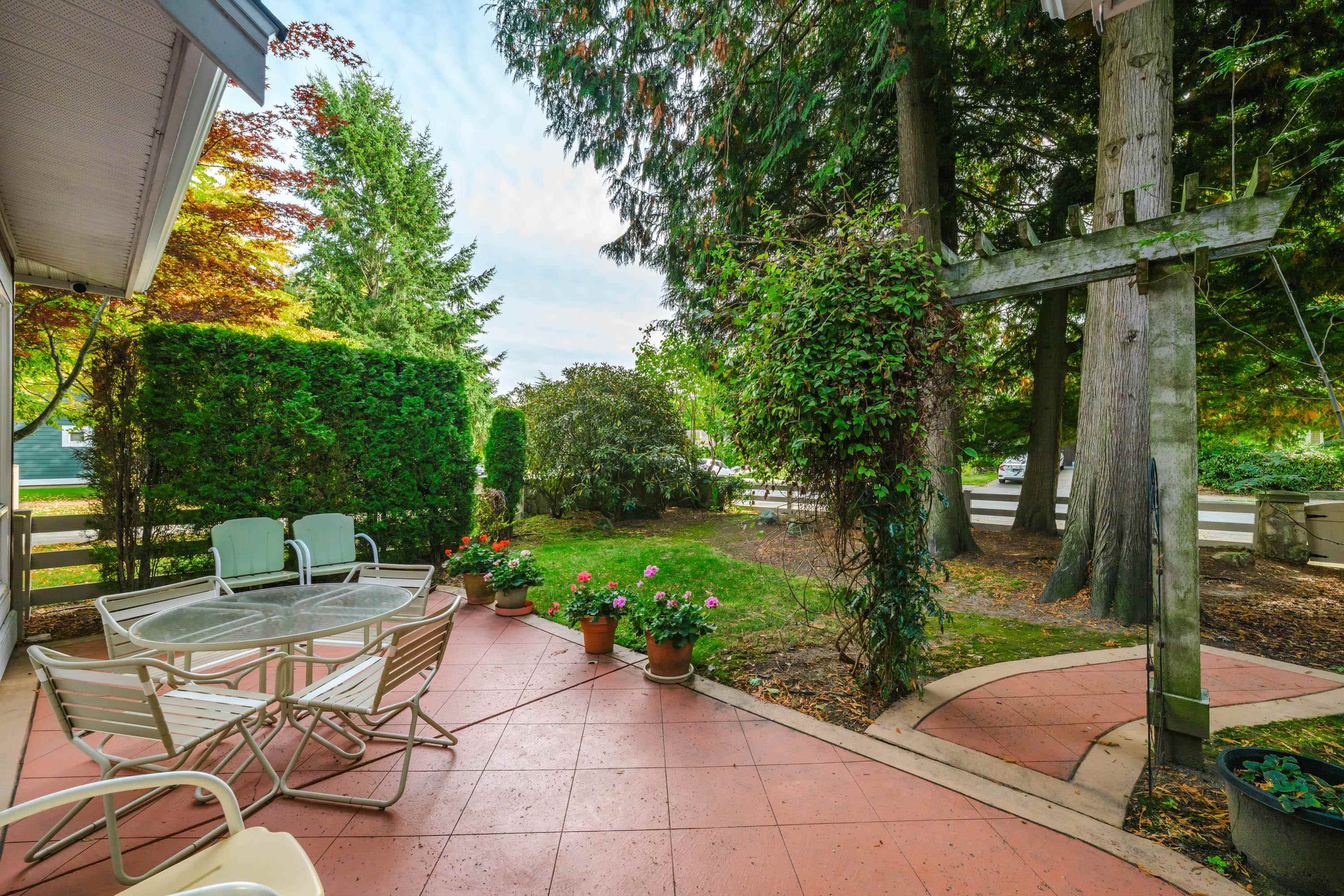 8 15055 20TH AVENUE Unit: 8