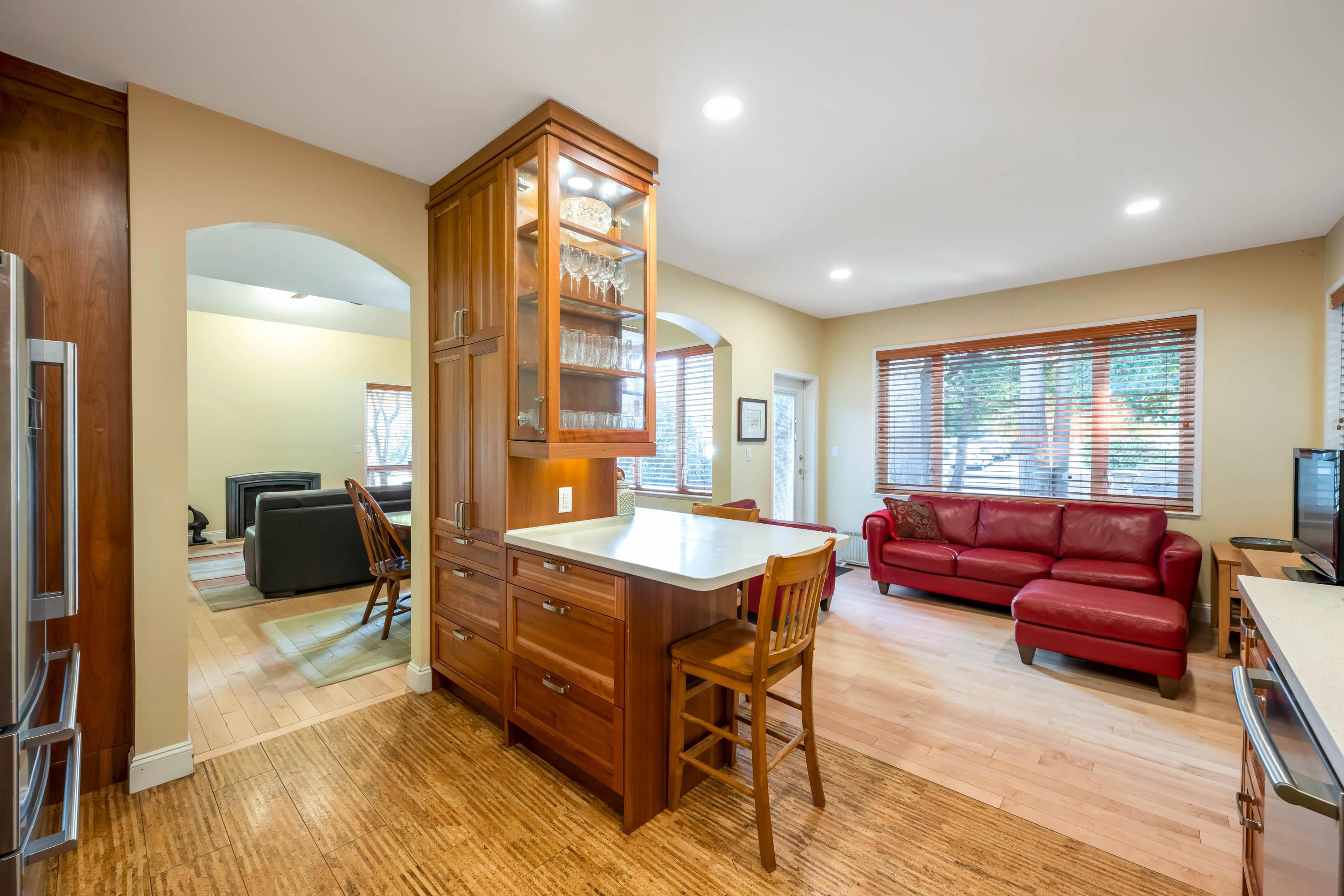 8 15055 20TH AVENUE Unit: 8