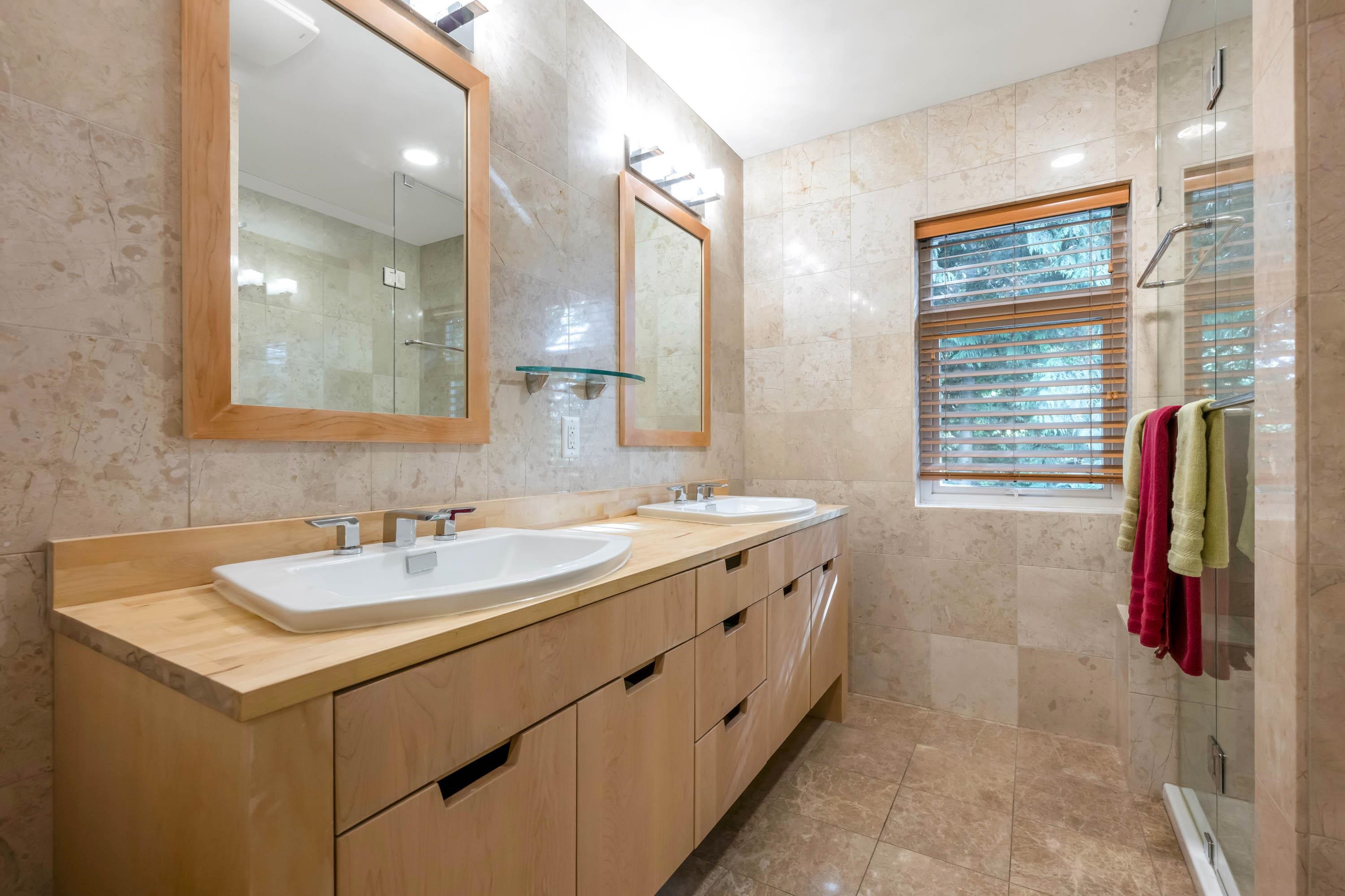 8 15055 20TH AVENUE Unit: 8
