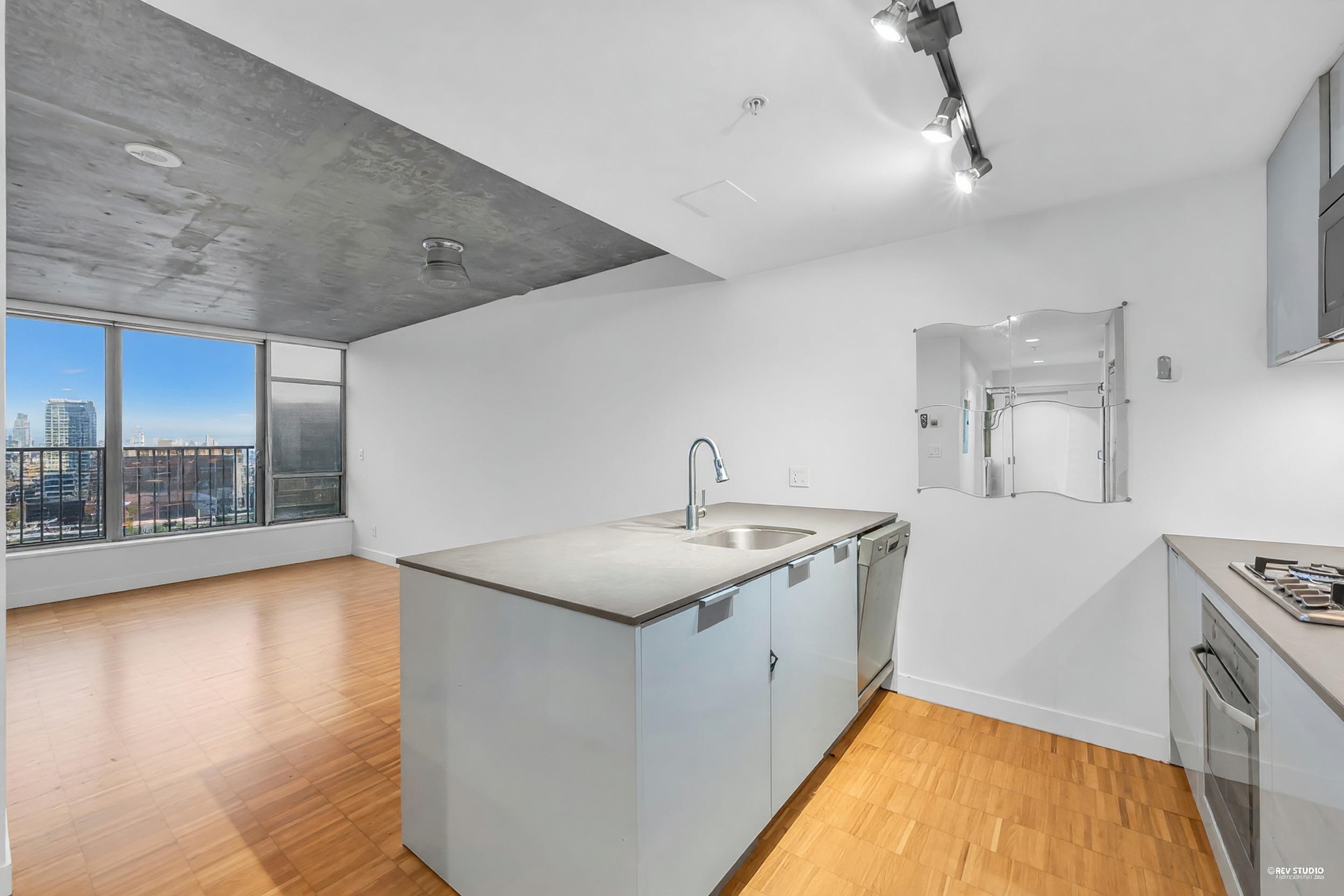 3605 128 W CORDOVA STREET Unit: 3605