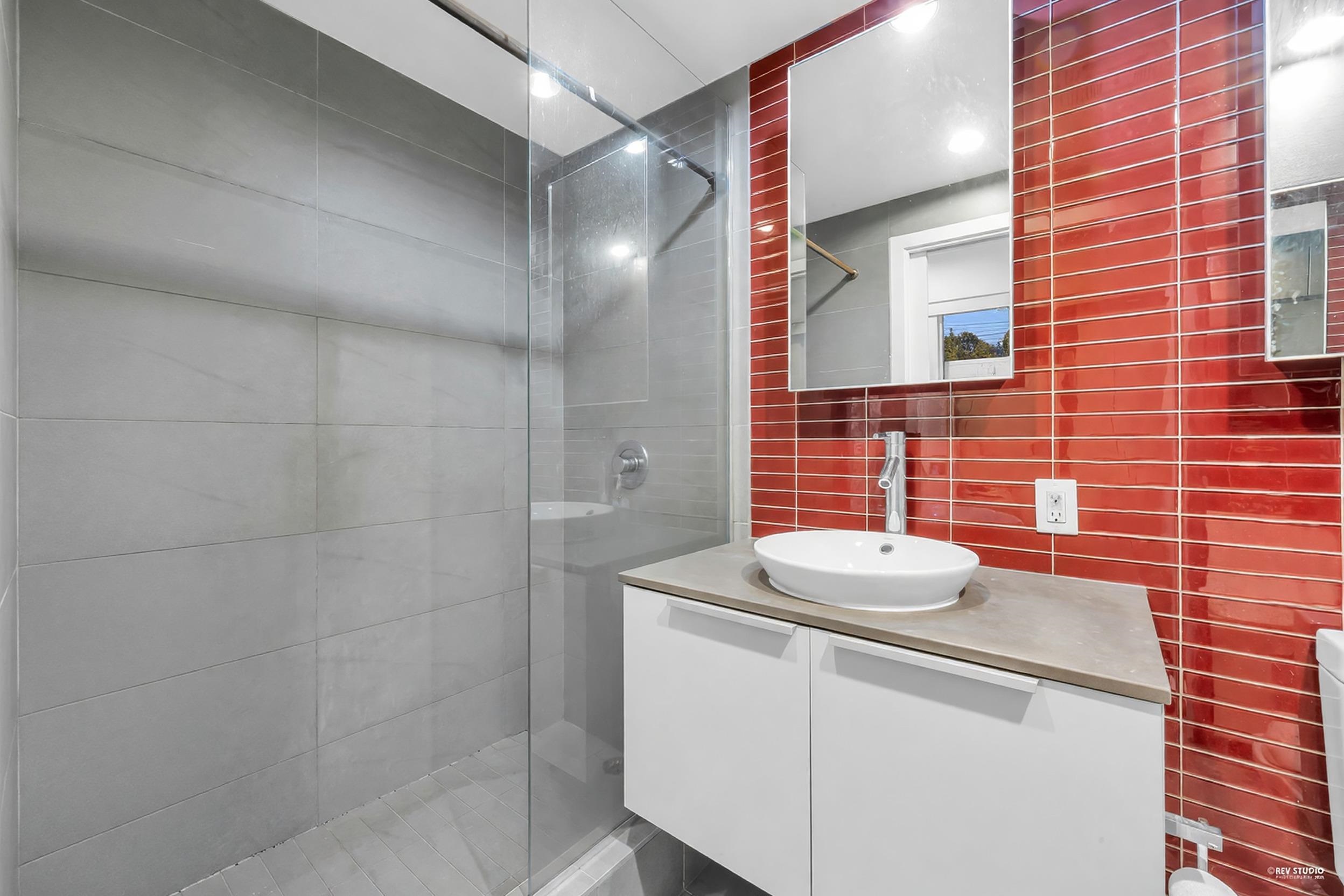 3605 128 W CORDOVA STREET Unit: 3605