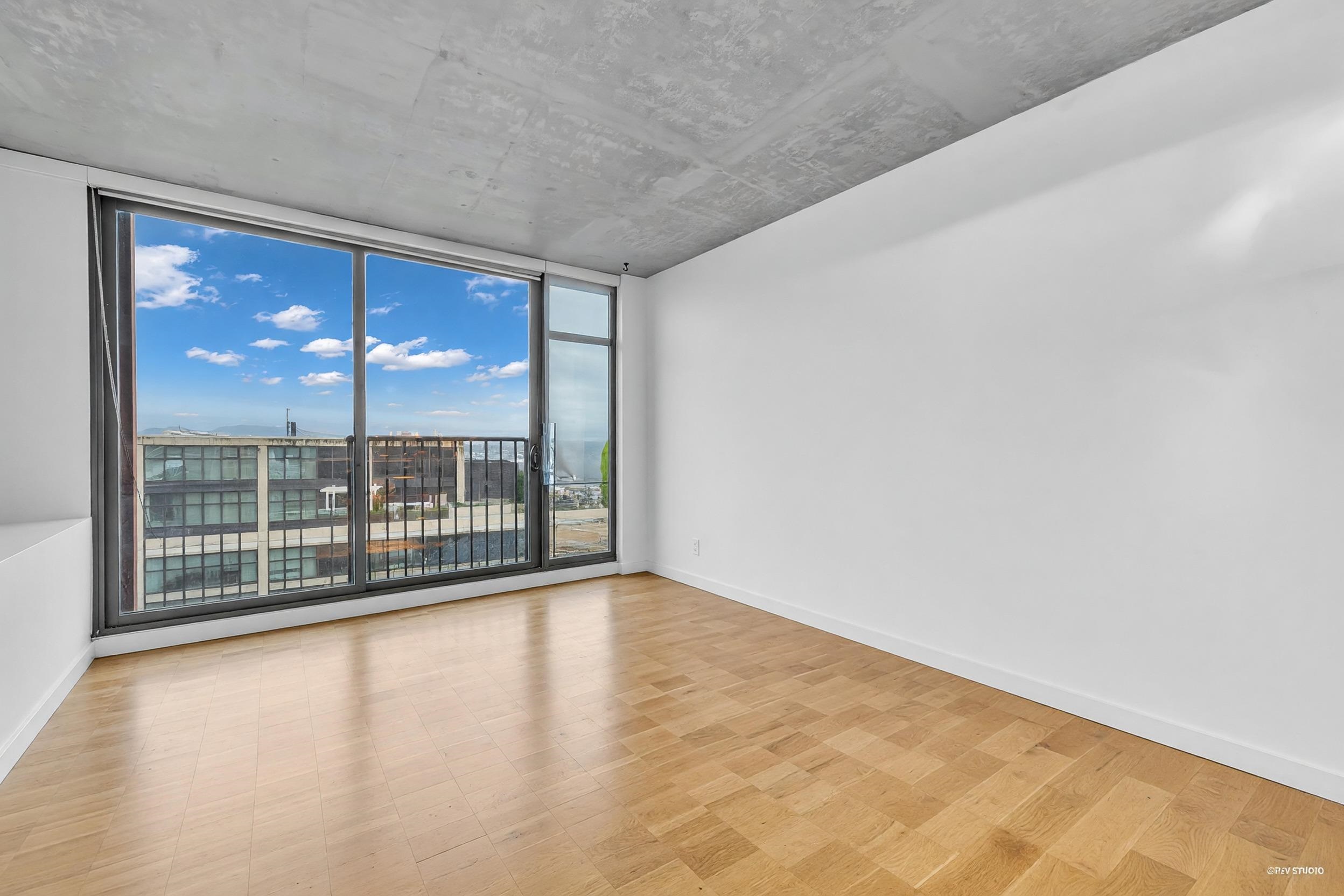 3605 128 W CORDOVA STREET Unit: 3605