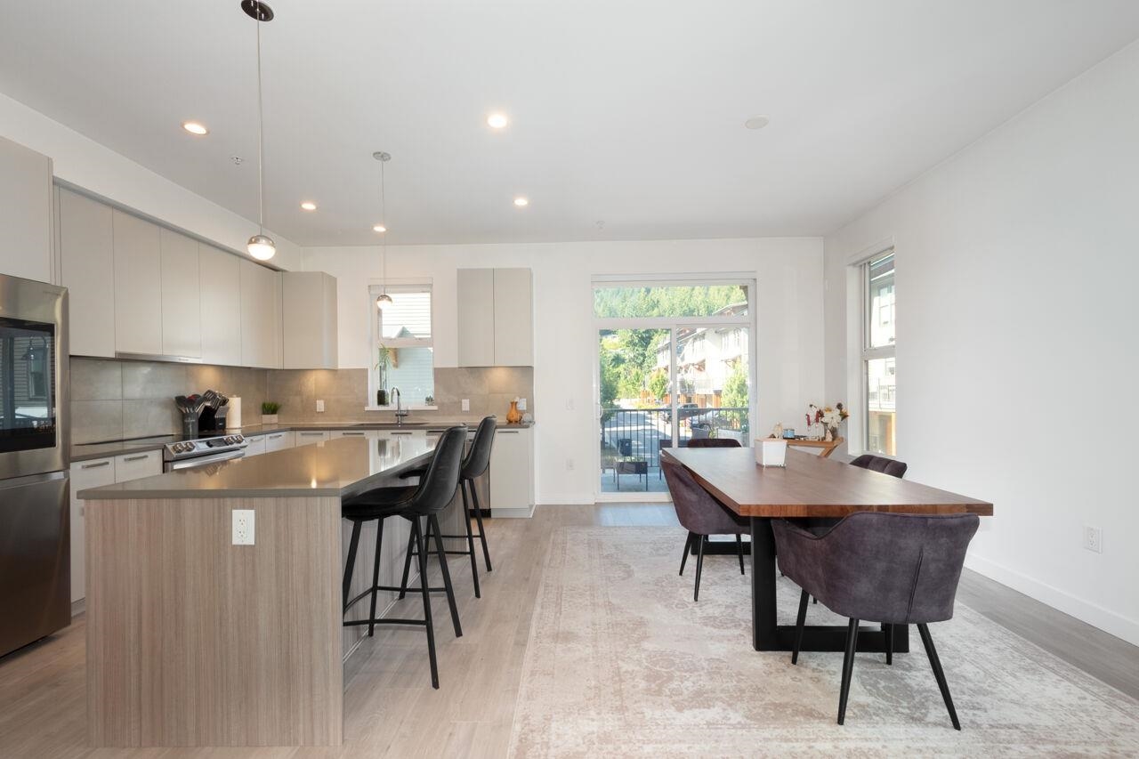 13 351 COPPER DRIVE Unit: 13