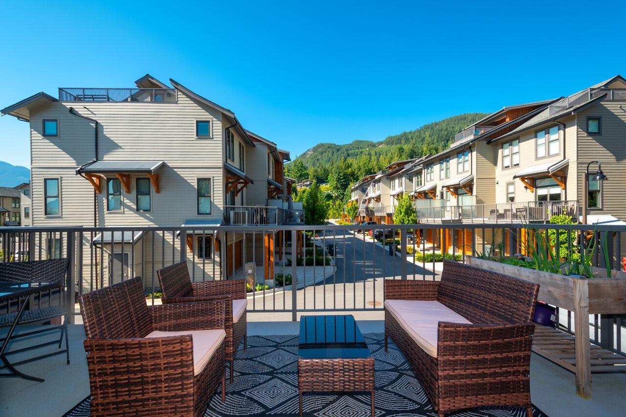 13 351 COPPER DRIVE Unit: 13