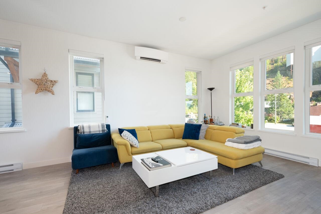 13 351 COPPER DRIVE Unit: 13