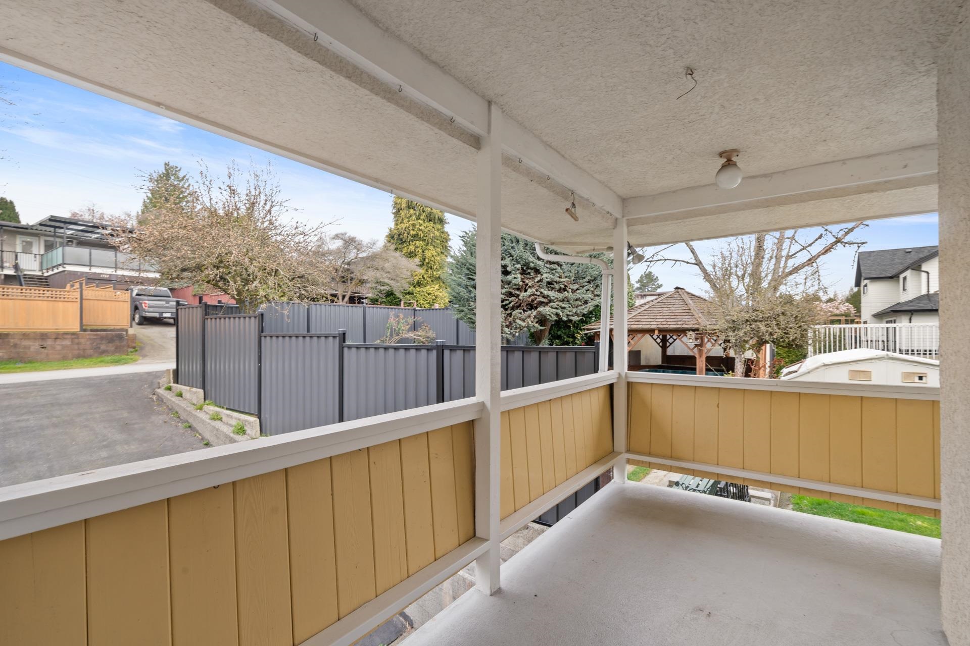 1743 TARALAWN COURT