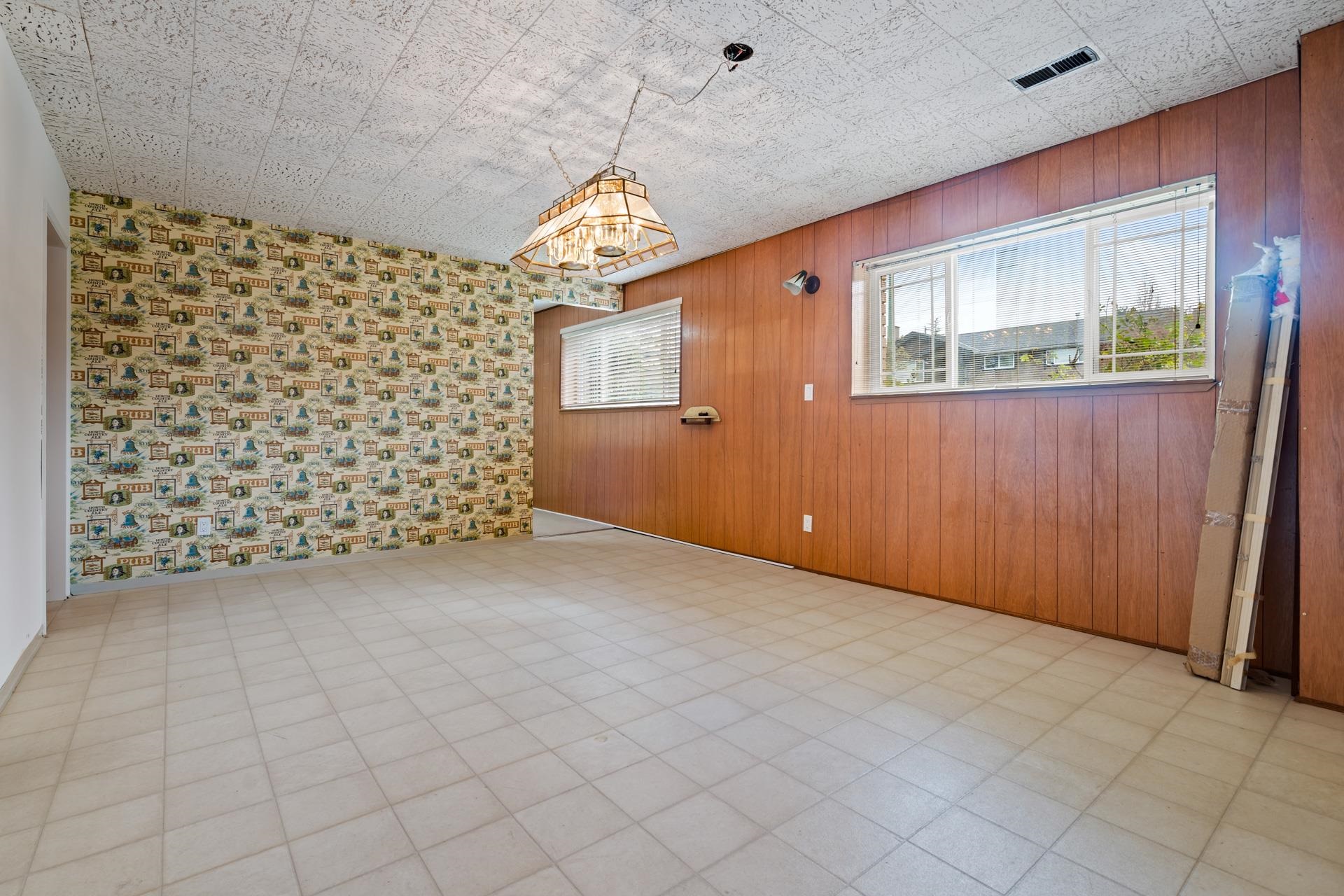 1743 TARALAWN COURT