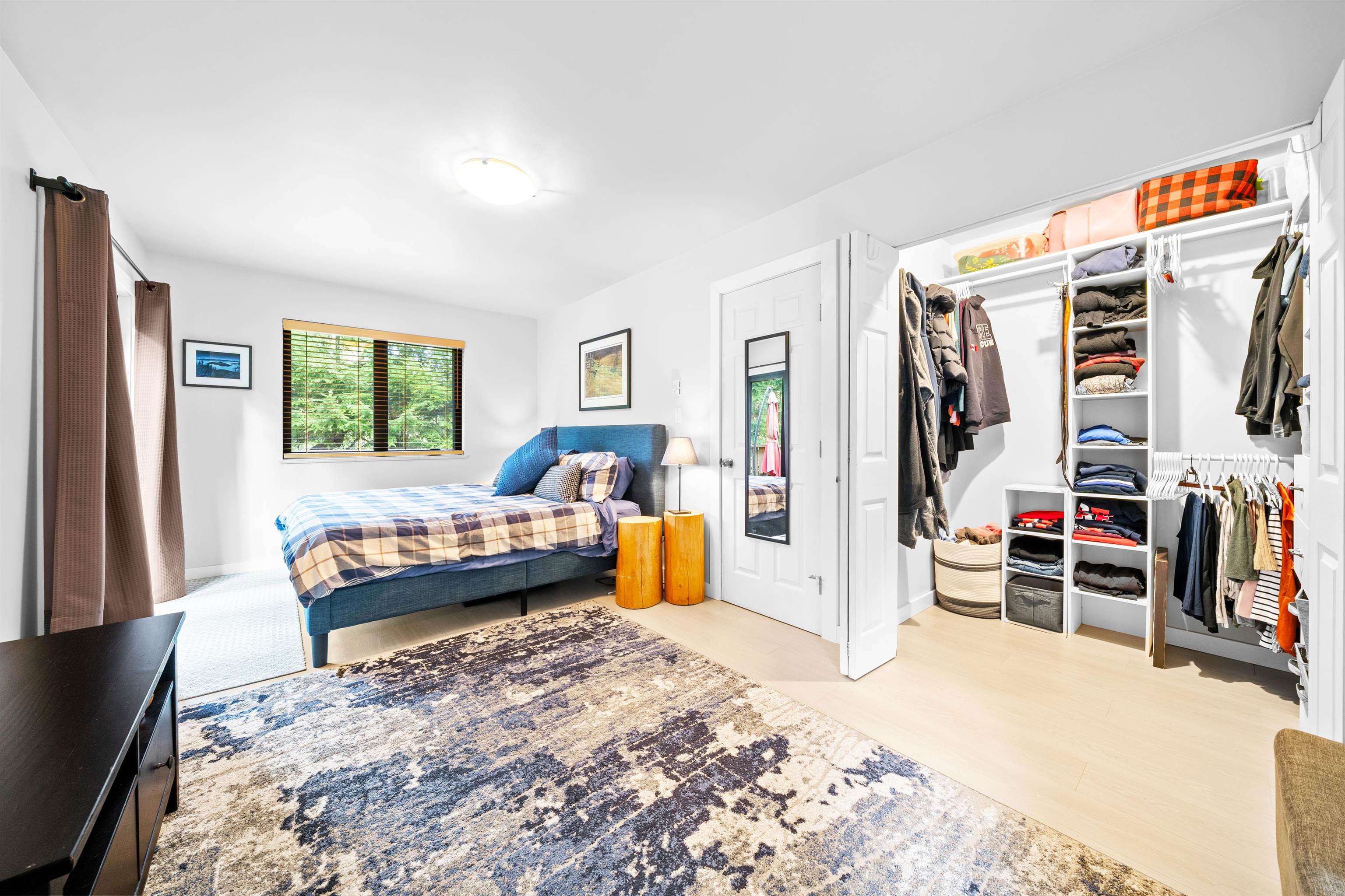 576 COWAN ROAD