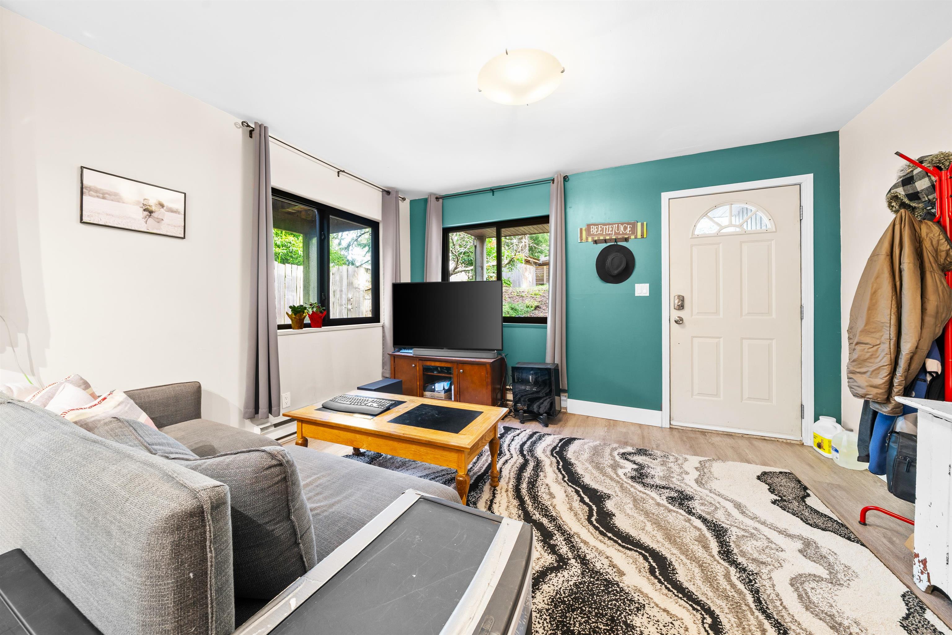 576 COWAN ROAD