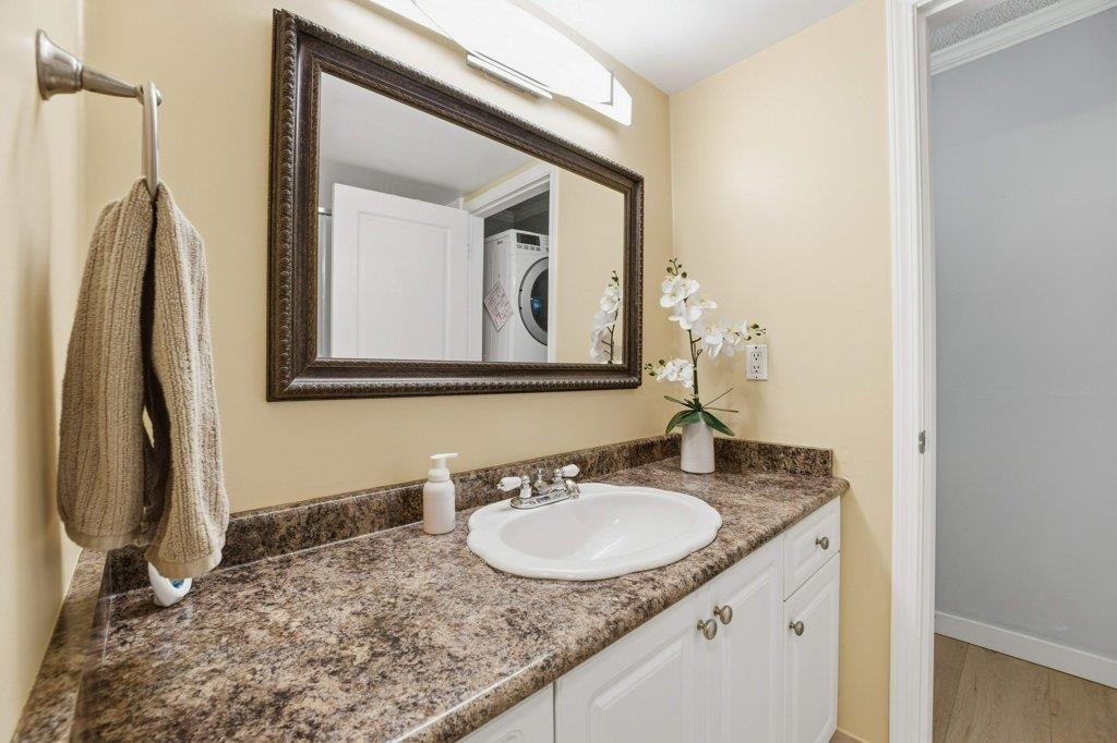 207 10220 RYAN ROAD Unit: 207