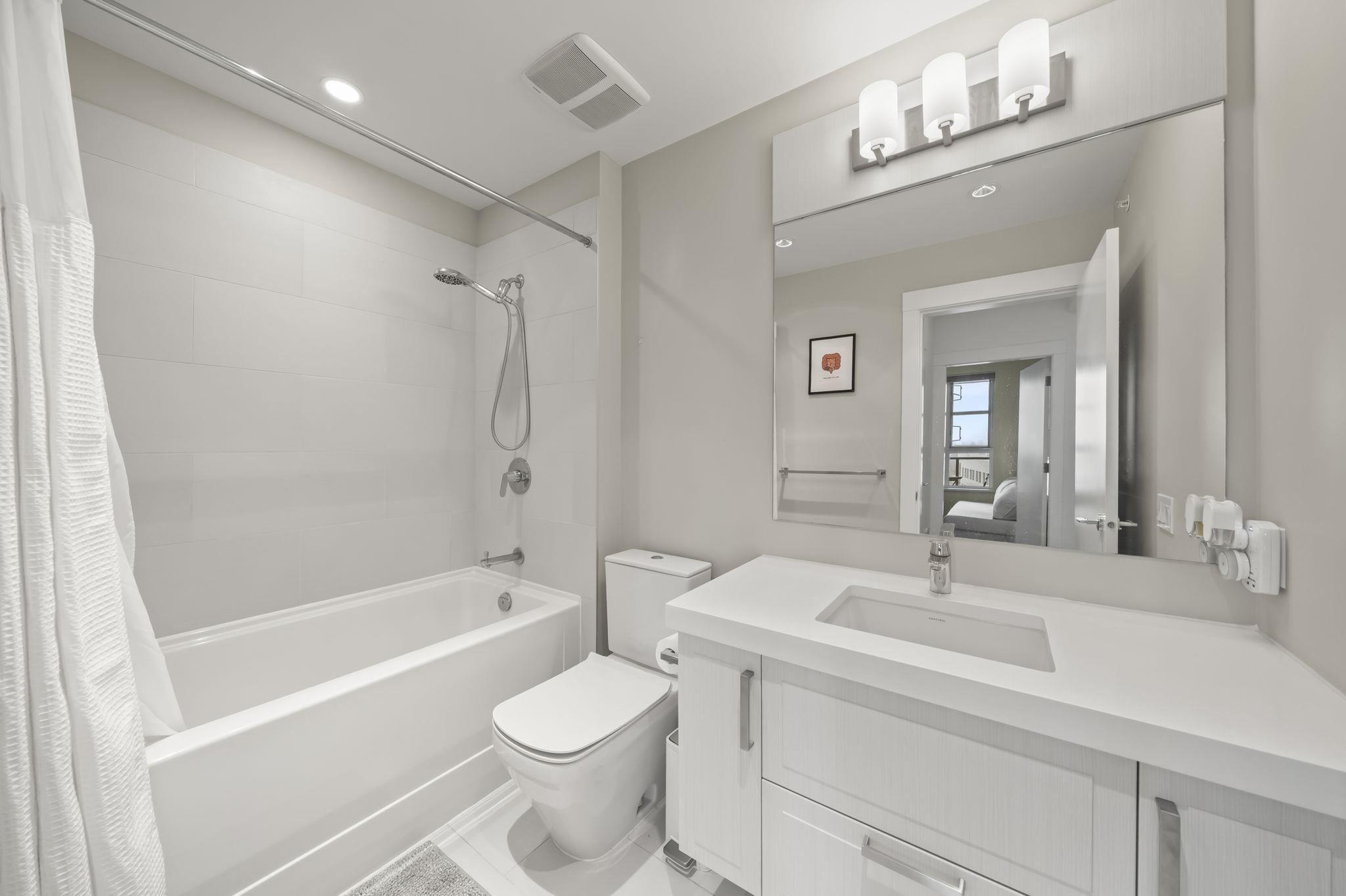 416 550 SEABORNE PLACE Unit: 416