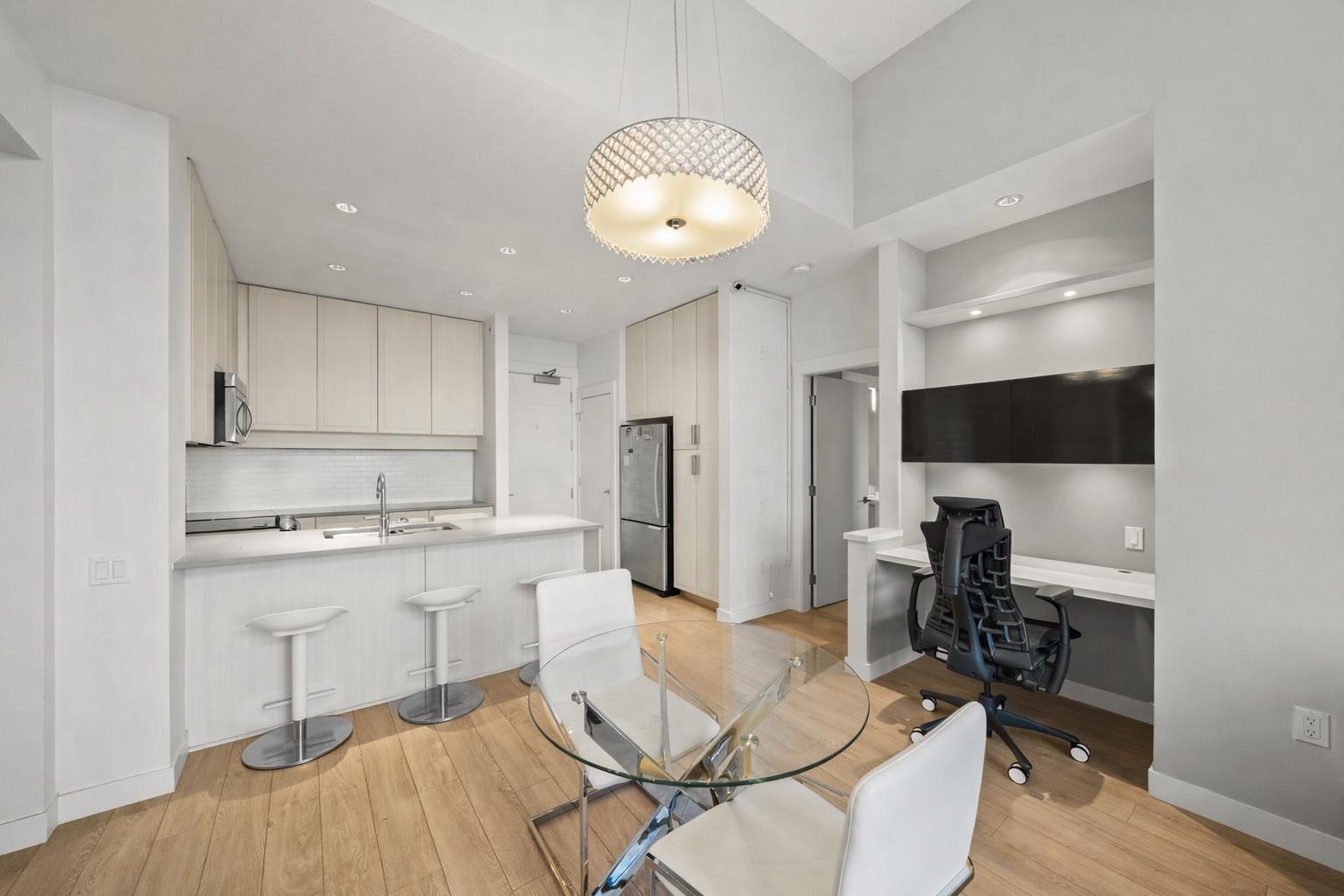 416 550 SEABORNE PLACE Unit: 416