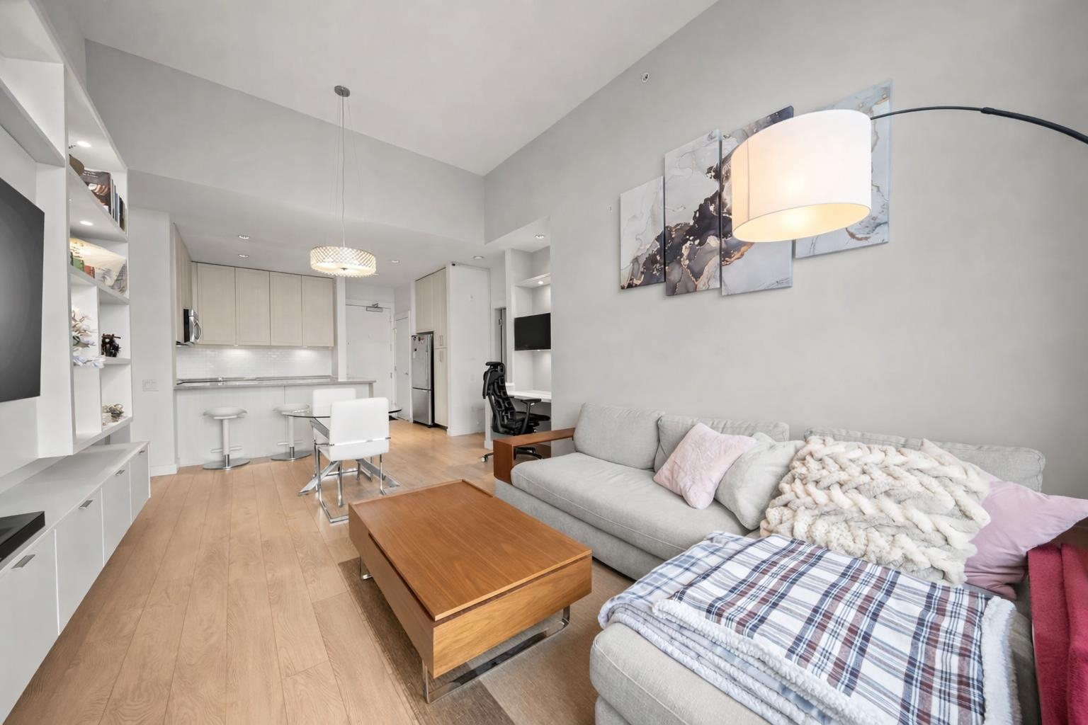 416 550 SEABORNE PLACE Unit: 416