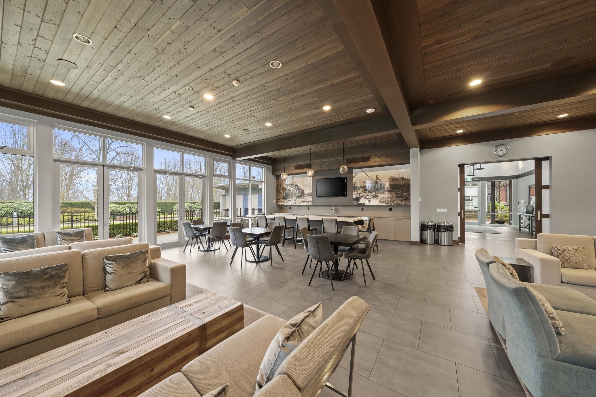 416 550 SEABORNE PLACE Unit: 416