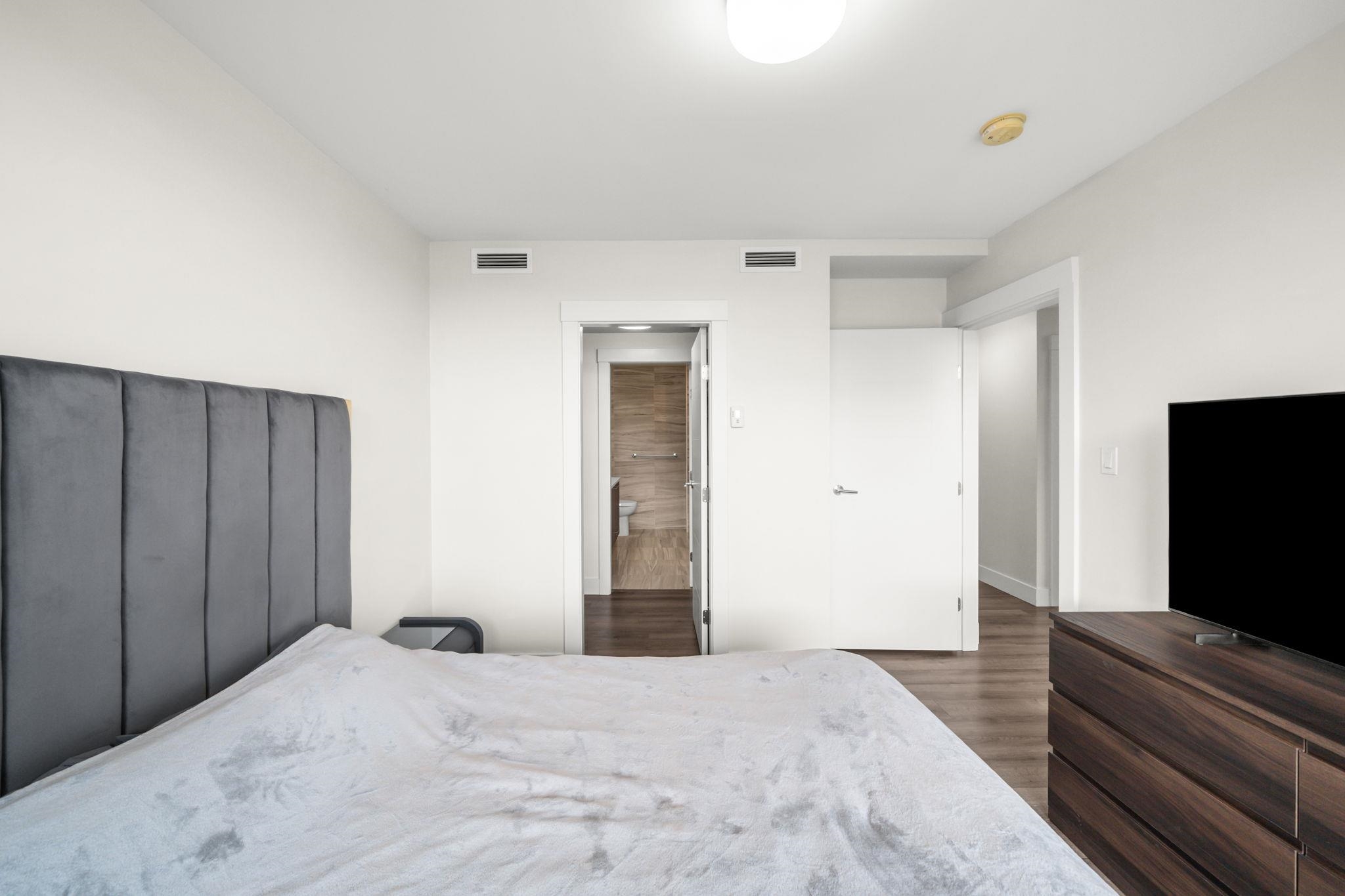613 10788 NO. 5 ROAD Unit: 613
