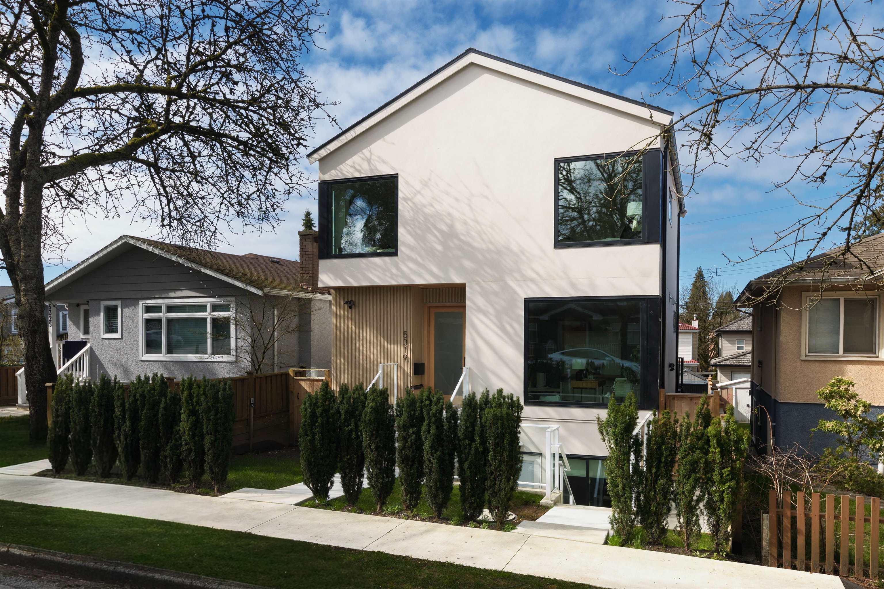 5319 ELGIN STREET